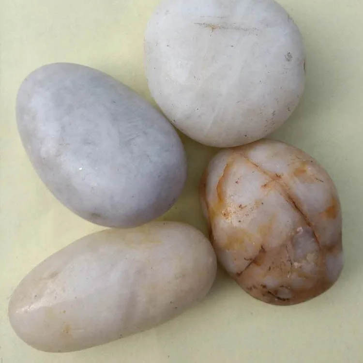 Factory Supply Garden Natural Tumbled Round Snow white  pebble rocks and green river pebble stones and black beach pebbles