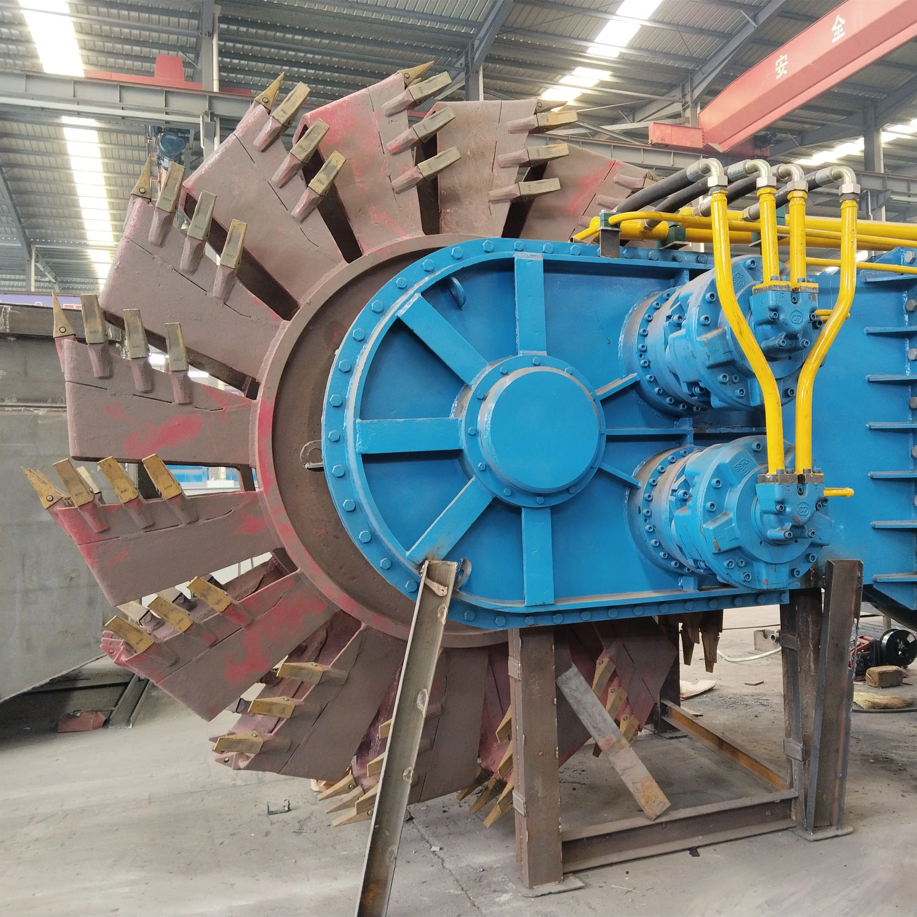 2000 m3/h Diesel Powered Hydraulic Rive Lake Thick Mud Hard Sludge Cleaning Boat