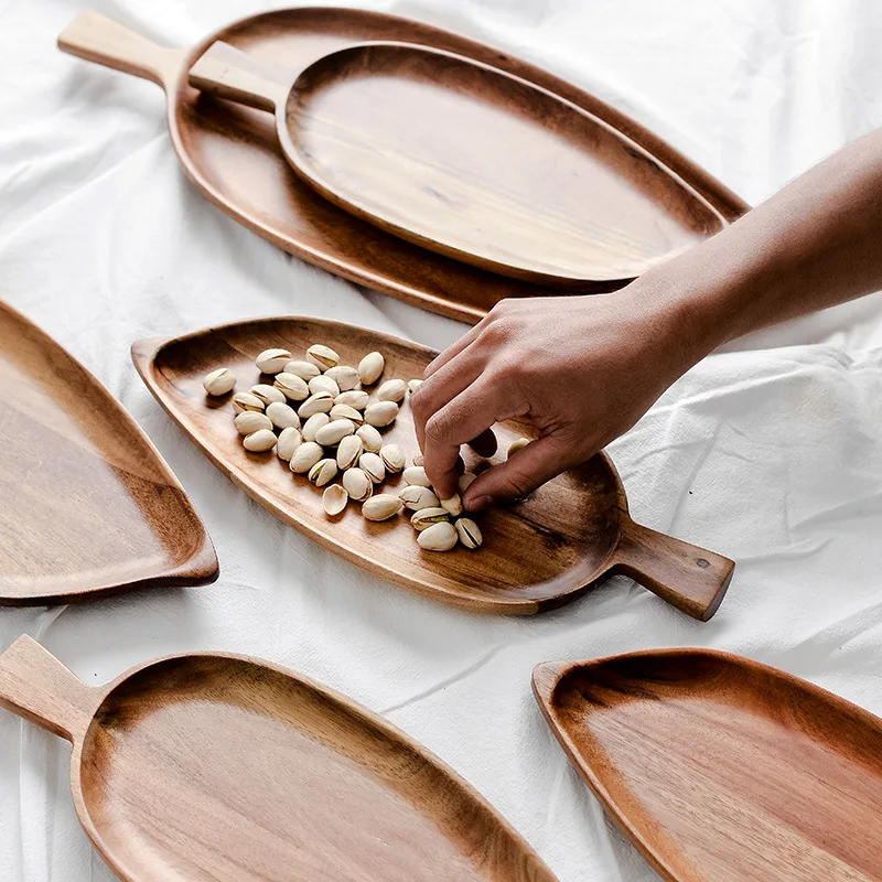 Acacia Wood Tray Creative Leaf Shaped Plate Wood Plate for Snack Fruit Bread Cake Dessert Plates for Home & Bathroom Decor