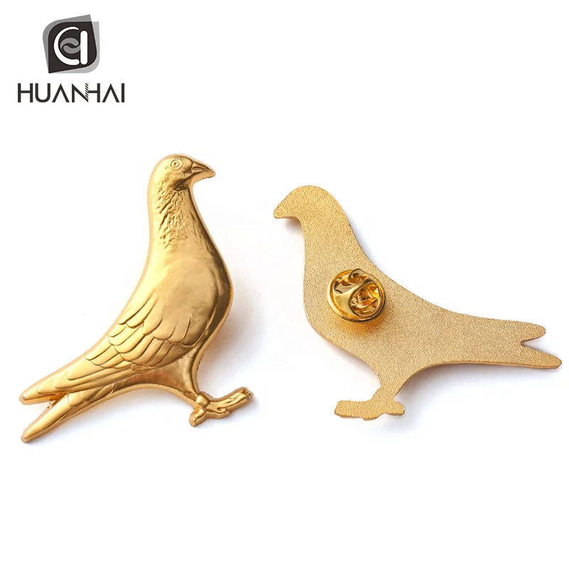 customize 3D pigeon bird animal plating gold shiny metal lapel pin badge brooch