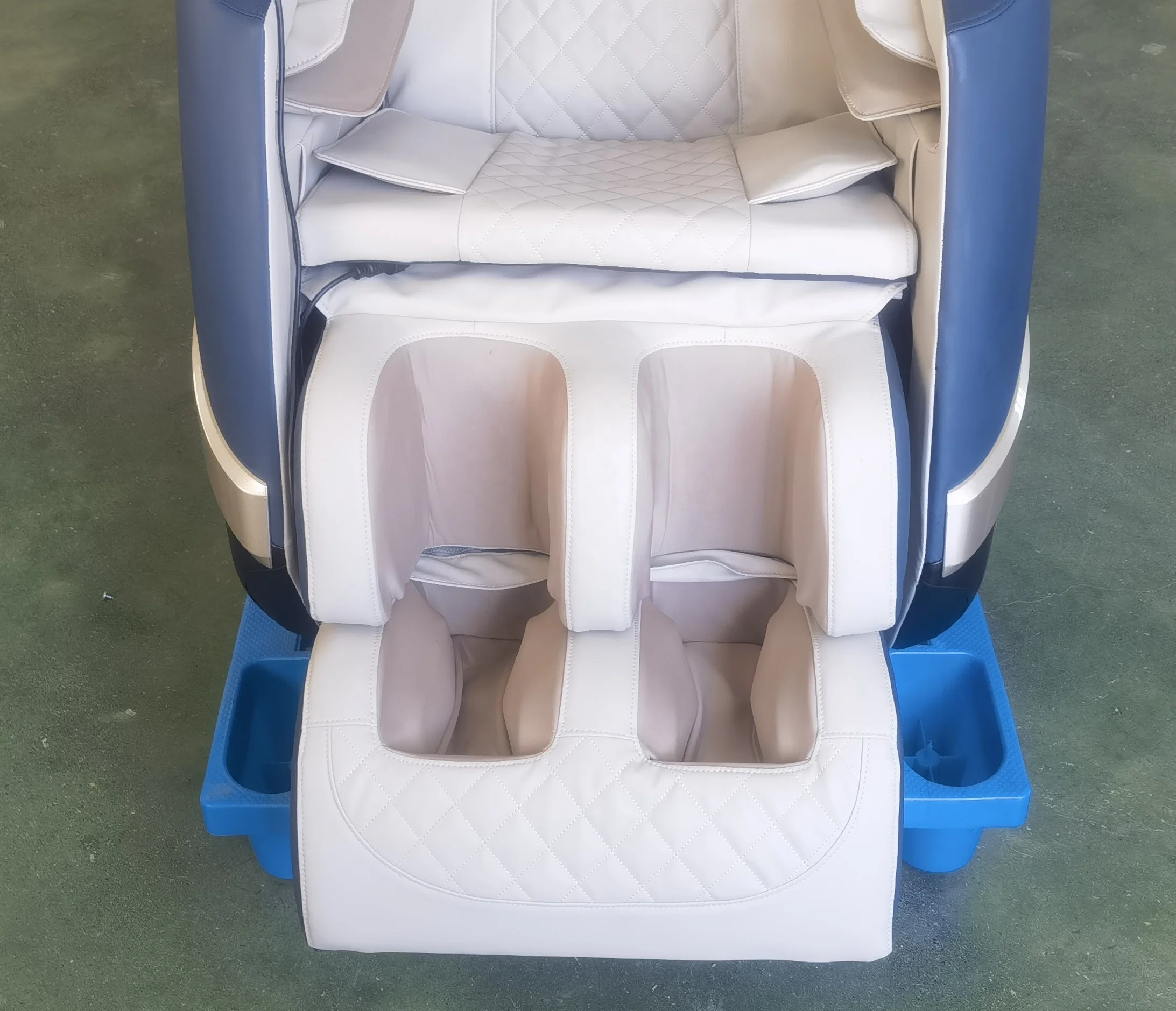 Cheap Luxury Shiatsu Massage Chair Foot Spa Kneading Full Body Massage Seat Music Heating Zero Gravity 4d Massage Chair