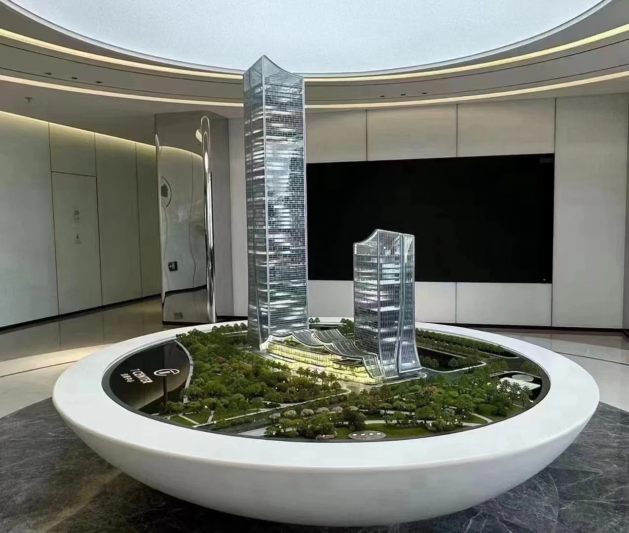 Model train HO 1:87 resin material alloy material customized train model