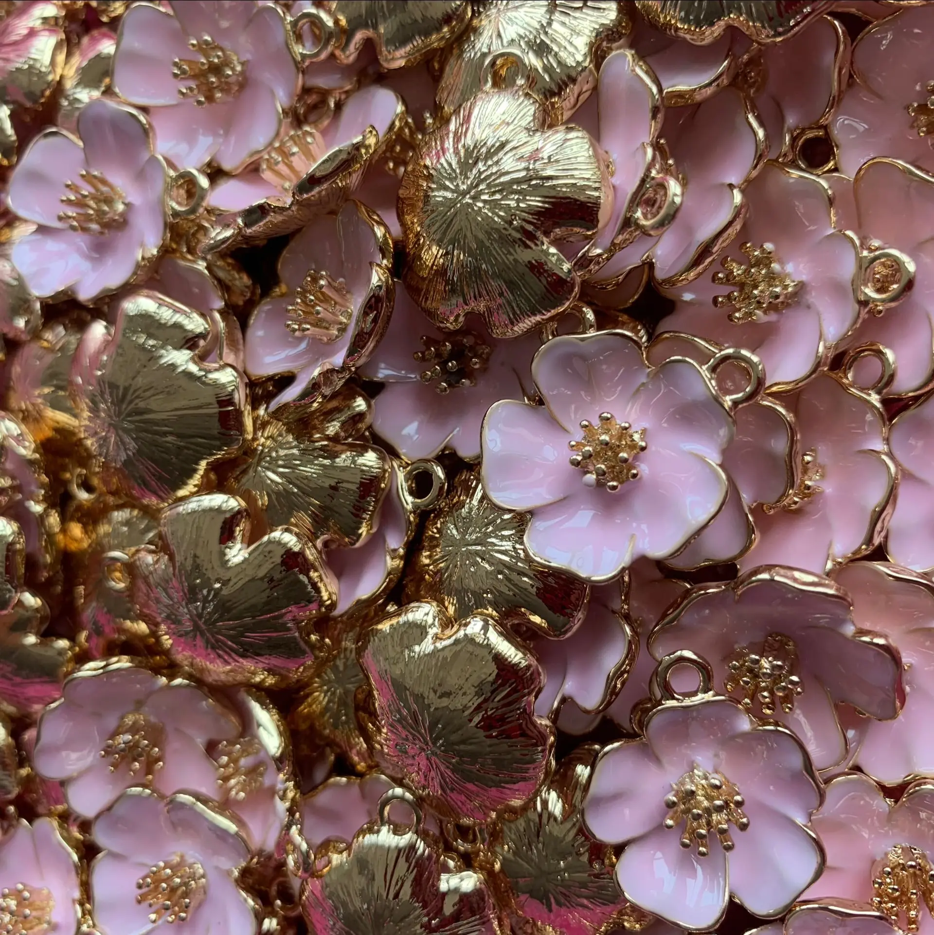 color enamel flower pendant charms for jewelry making DIY  jewelry charms tags flower charms for bangles bulk