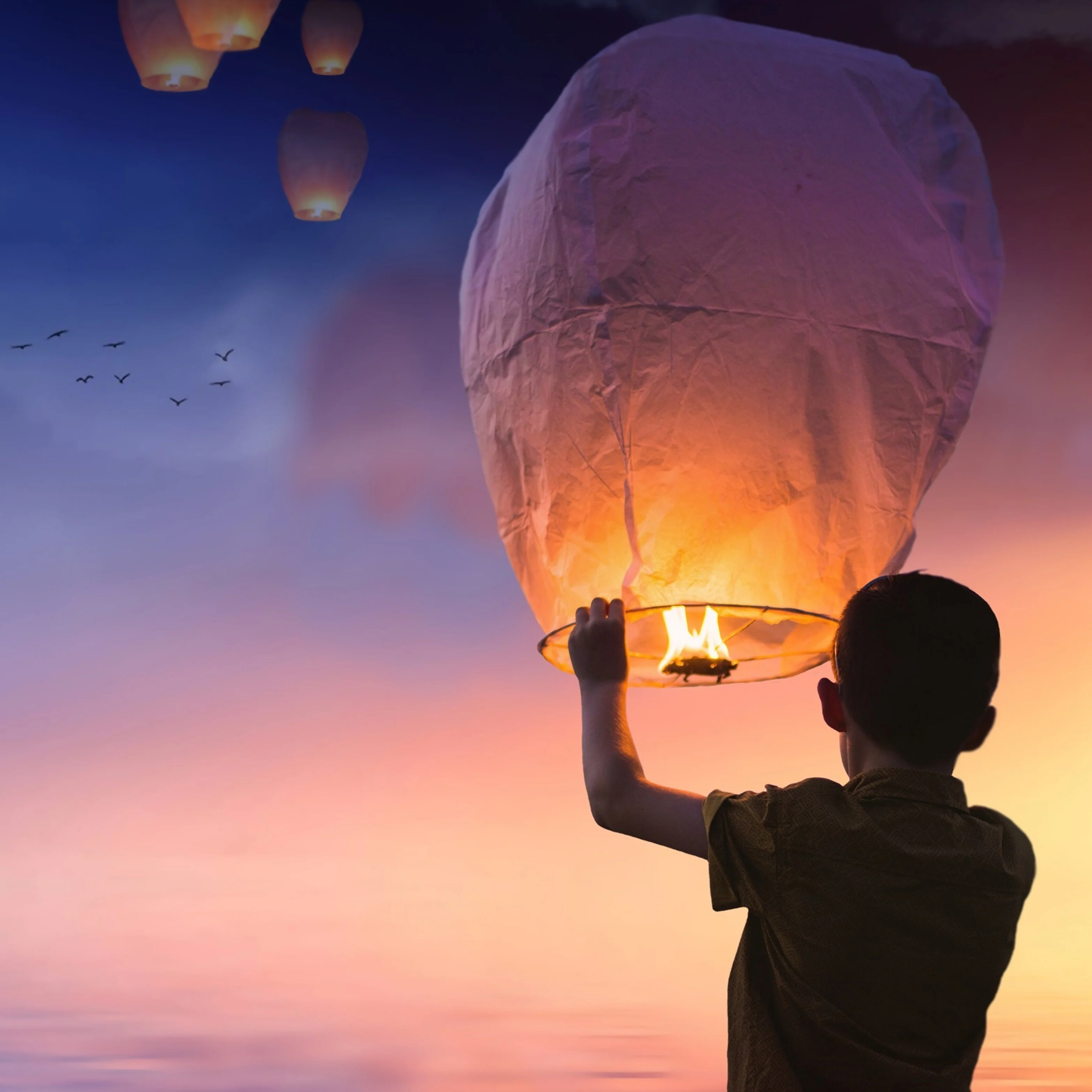 
Customizable patterns Chinese sky lanterns Biodegradable Eco Friendly paper Kongming lantern sky lanterns 