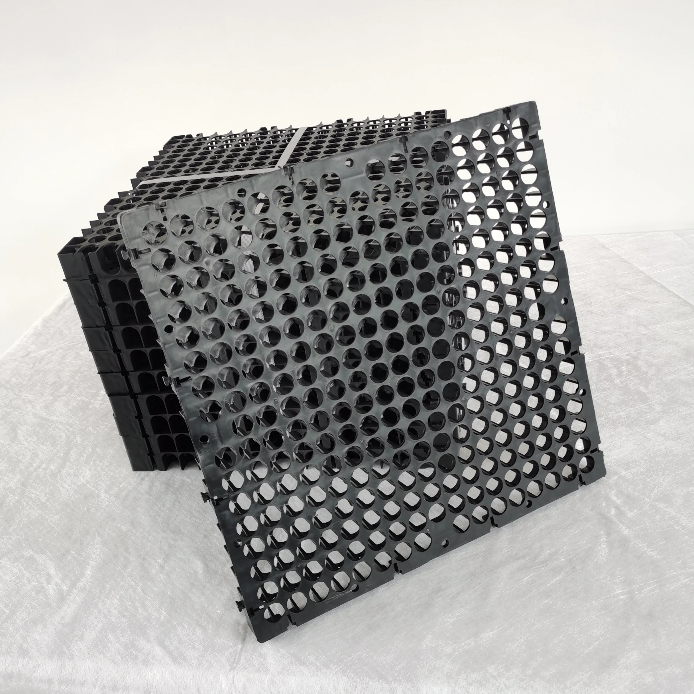 Dimpled Drainage Board Sheet Hot Sale Best Price HDPE Plastic Water Impounding Waterproof for Roof Garden drainage board