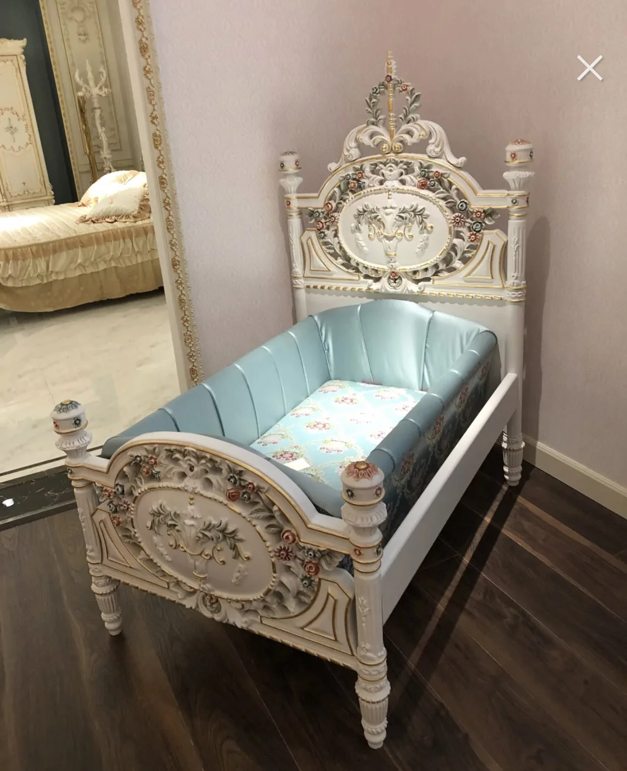 
Vintage luxury baroque wood carving antique kids bed 