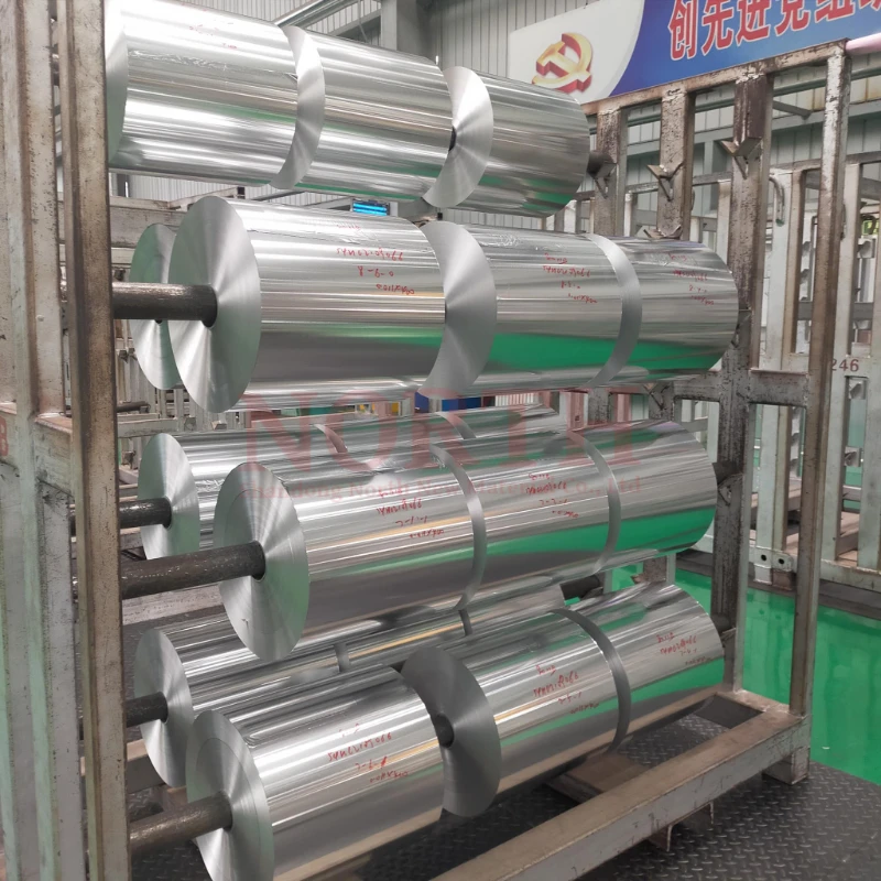 China Manufacturer Aluminum Foil Rolls 8011 1-8 Series Food Aluminum Foil Coil
