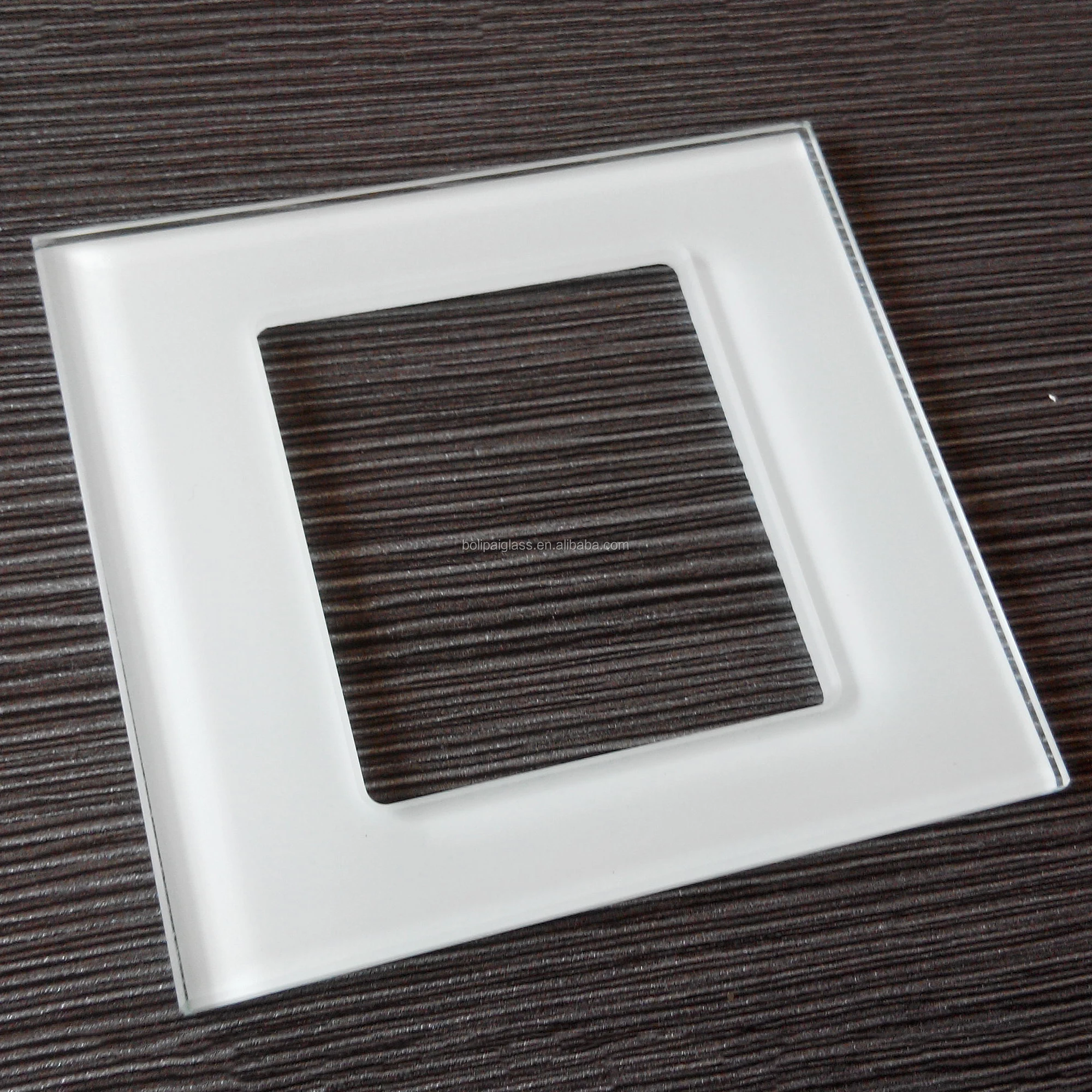 China Glass Switch panel,tempered glass wall switched socket for sale