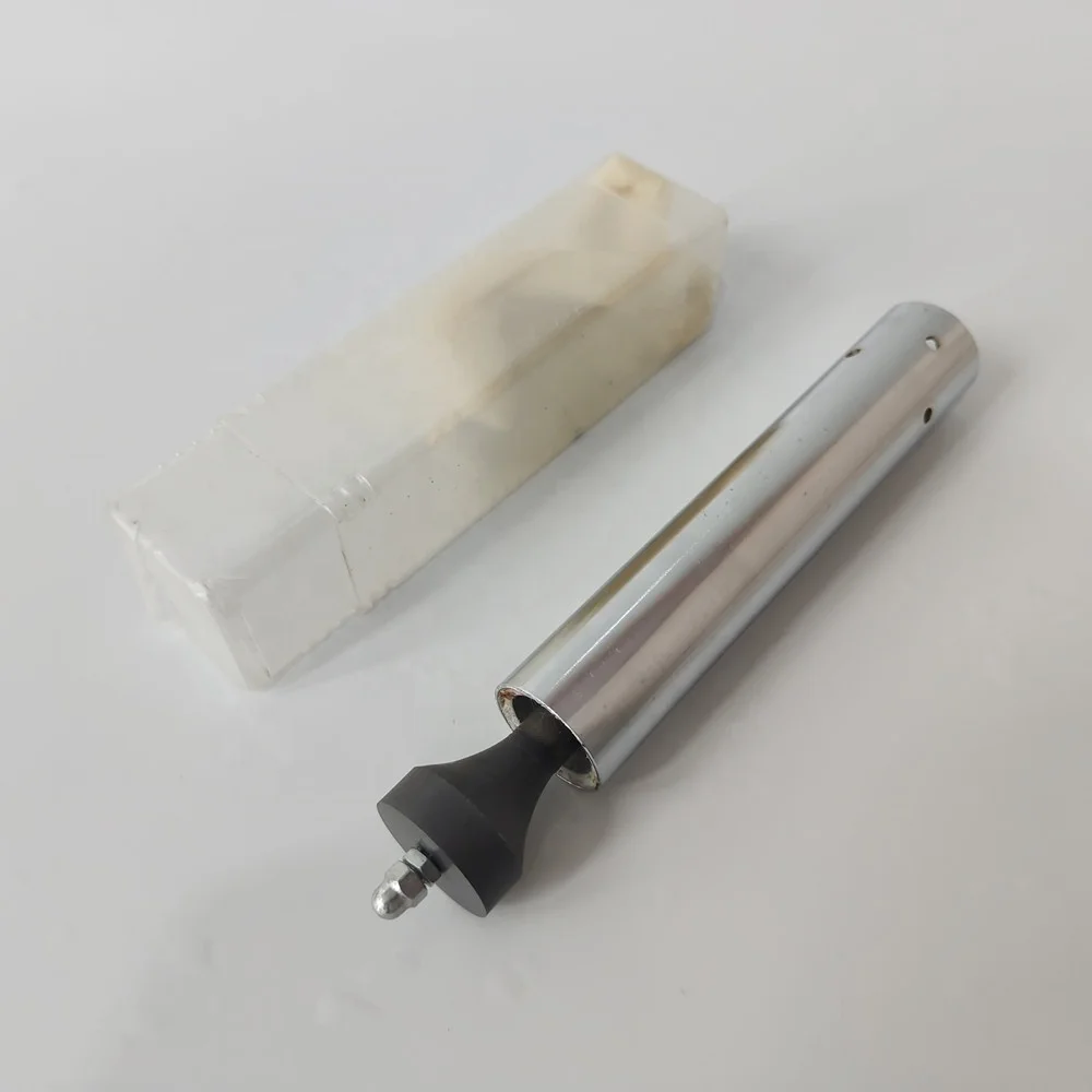 Portable sandblasting pot for sale /Steel structure and outdoor work rust removal paint removal