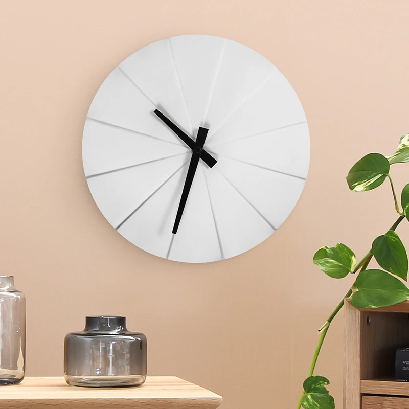 Cheap price customized round matte white porcelain wall clock art craft design nordic style wall clock