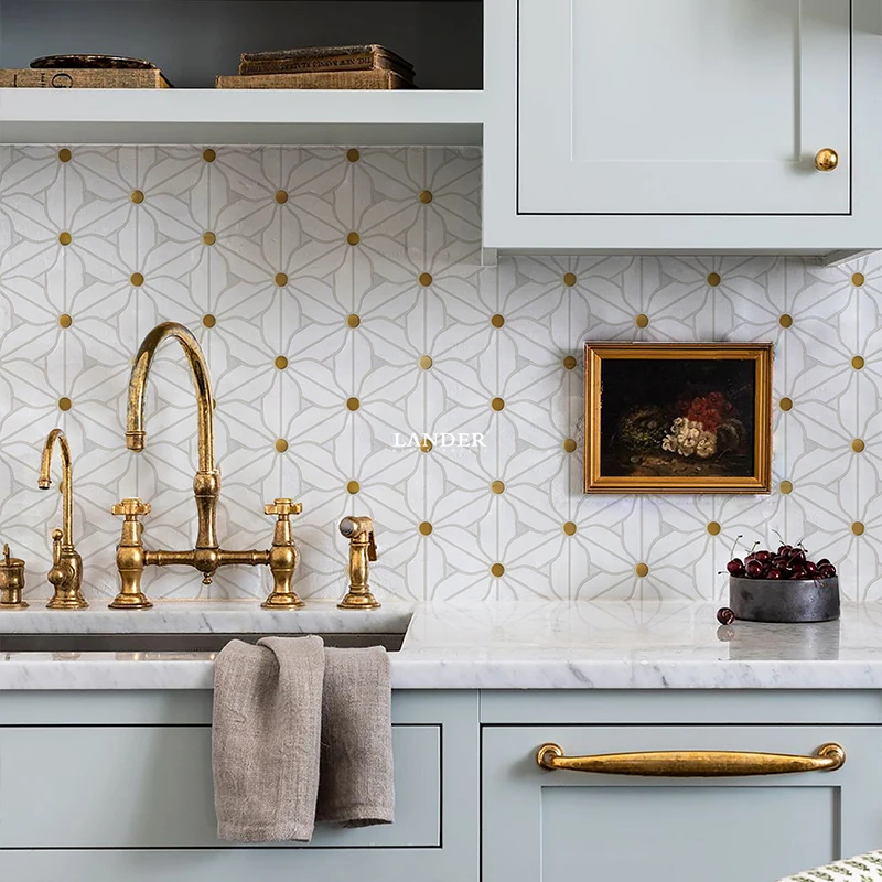 Мраморная мозаика Waterjet с цветами, латунная инкрустация, мозаичная плитка для кухни и ванной, настенная плитка