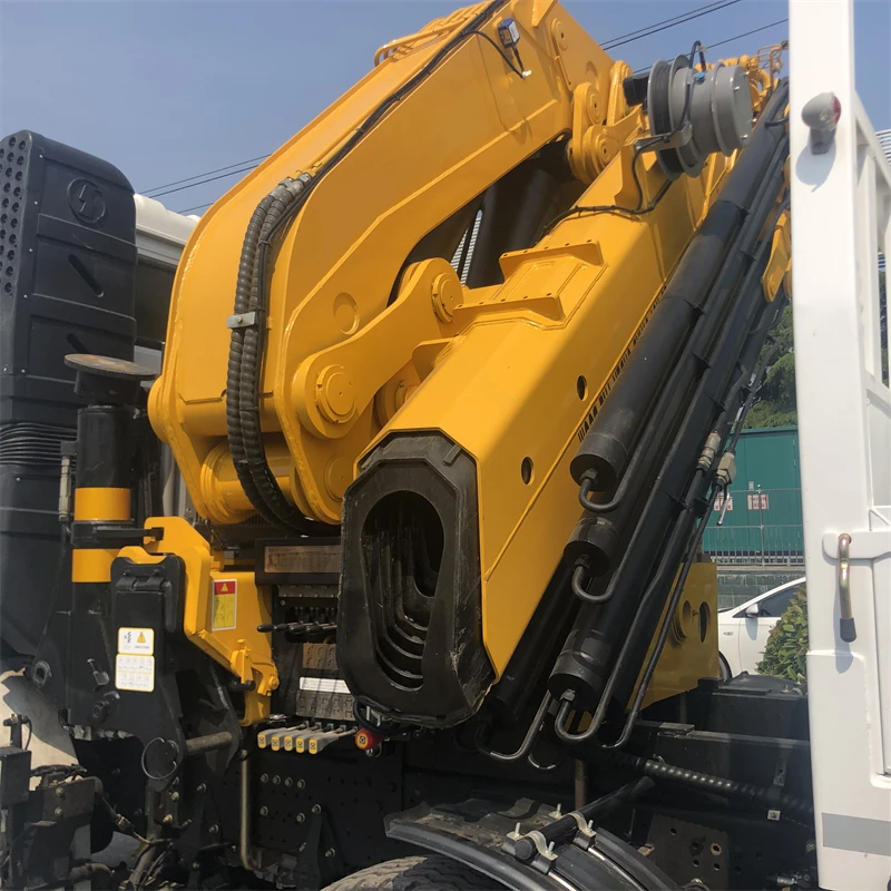 SuiZhong China Top Brand High Performance Flatbed Folded Boom Truck Mounted Crane Cheap Price Sale