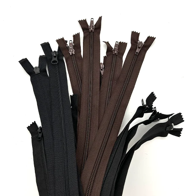 Factory Custom Nylon Zipper Rolls 3# 4# 5# 8# Sizes Open Close End Long Chain Resin Zippers for Home Textile Clothes Sustainable