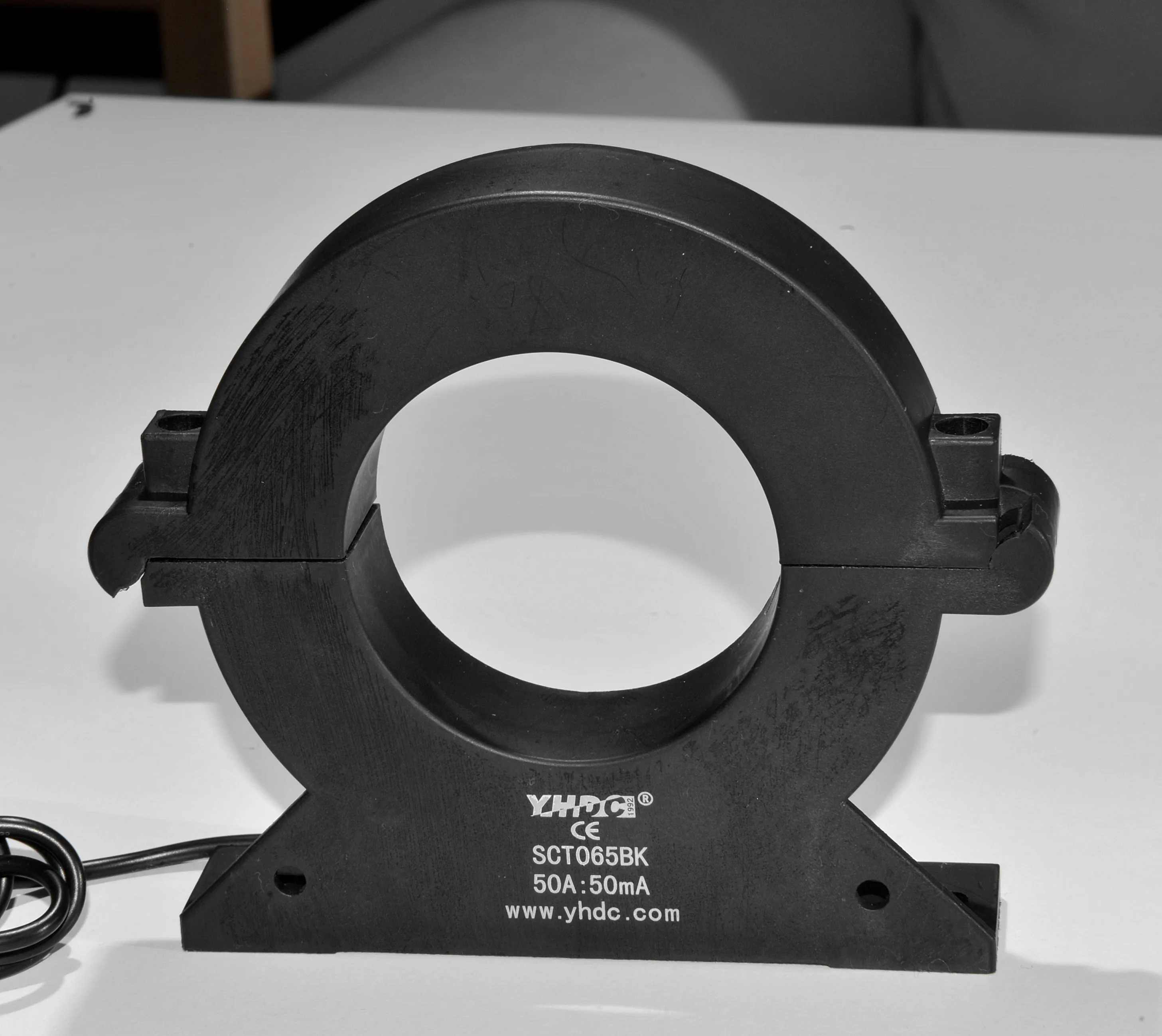sub-plate split core current transformer SCT065B 1000A/5A