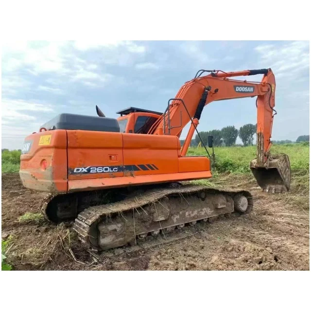 26-тонный гусеничный экскаватор подержанный тяжелый Doosan DX260lc по низкой цене