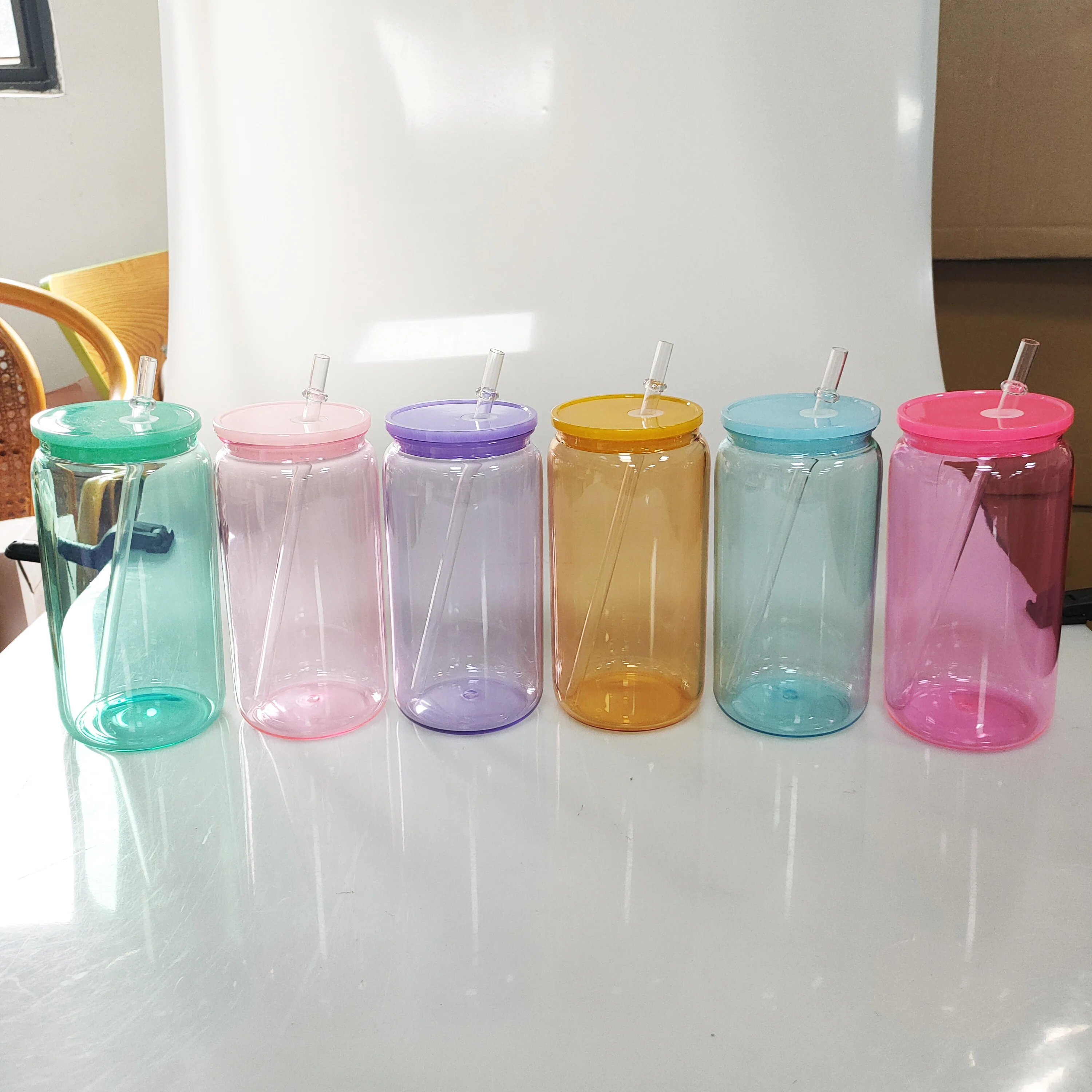 wholesale 16oz colored jelly libbey glass beer can home bar water drinking glass cups tumbler with plastic lid and straw for