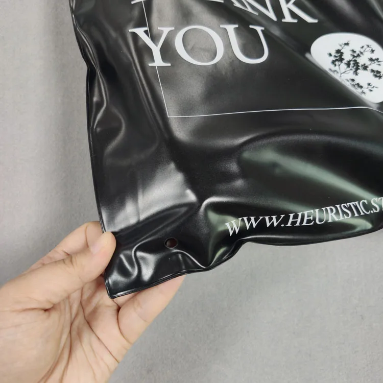 Biodegradable Custom Frosted Plastic Zipper Bag Black Ziplock Pouch For Clothing Packaging Bag Noir En Plastique Sac