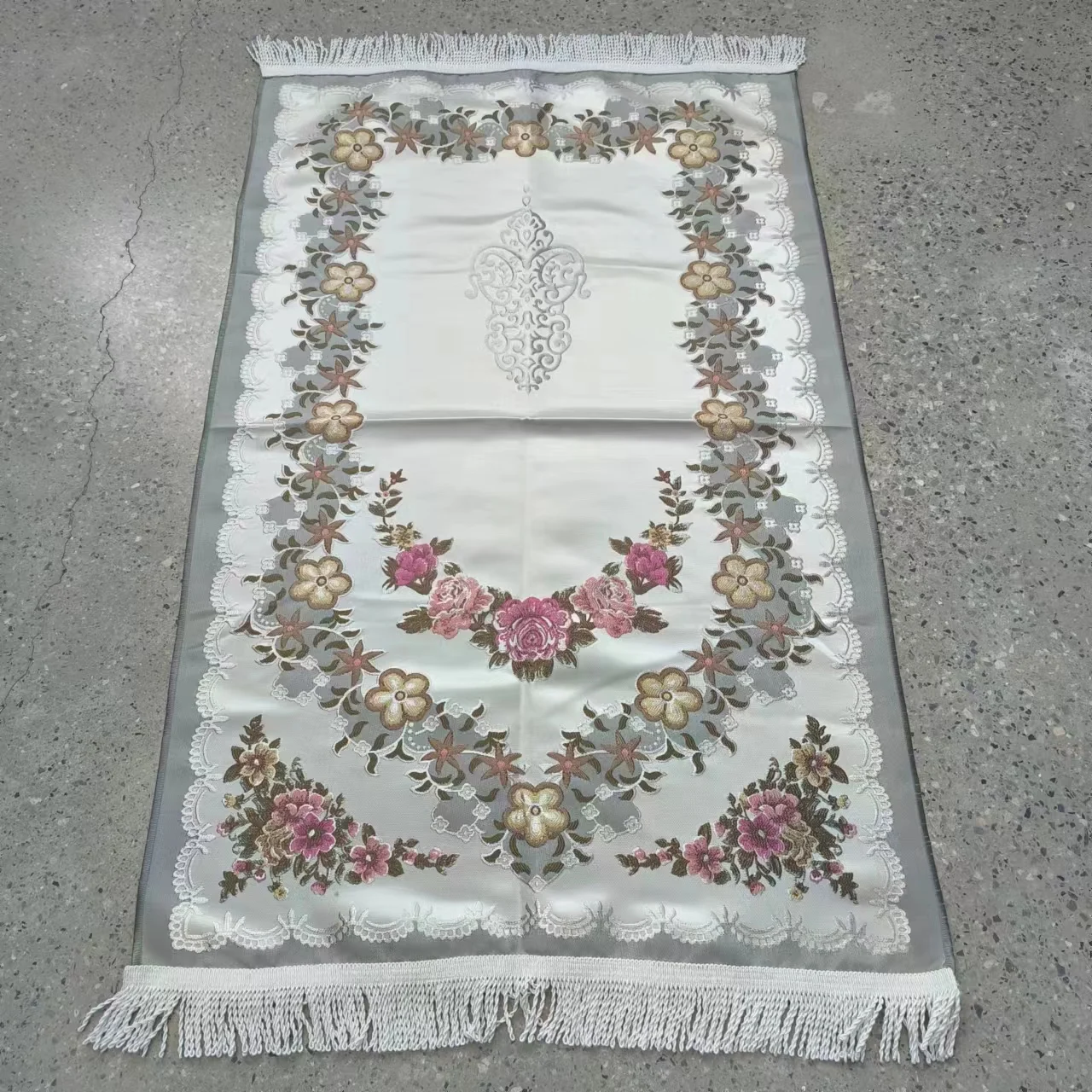 Islamic Turkish Islam Muslim Halal Foldable Chenille Praying Carpet Embroidered Ramadan eid Prayer mat Prayer rug