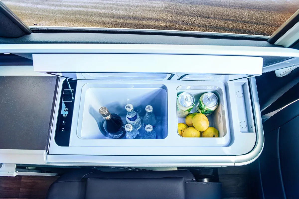 200AH Camper Van Truck MAXUS Traveler G20 Time Edition Rv Camper Motorhome For Family 6 People Motorhome Rv For Sale