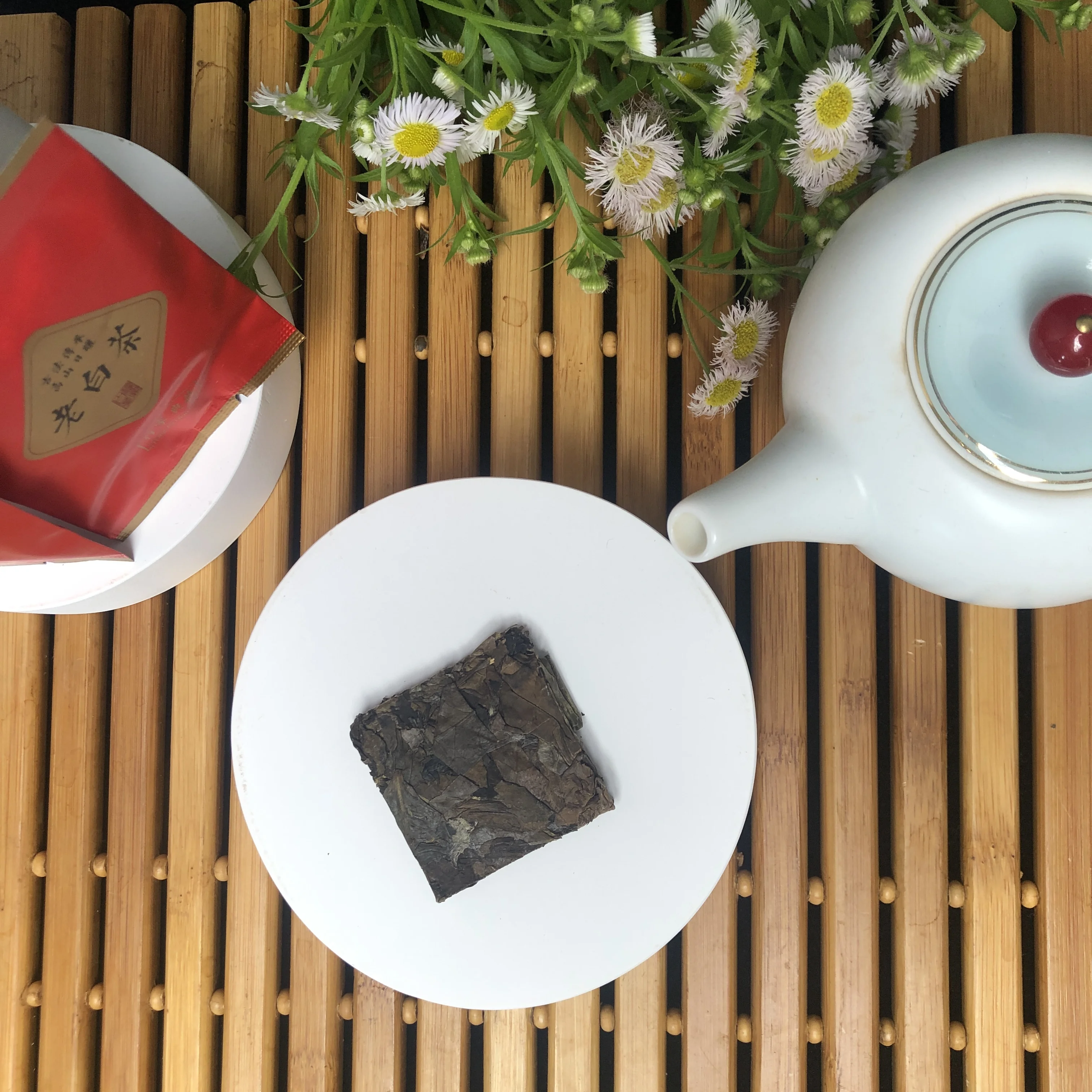 White cracker tea chinese white tea Portable tea with good price