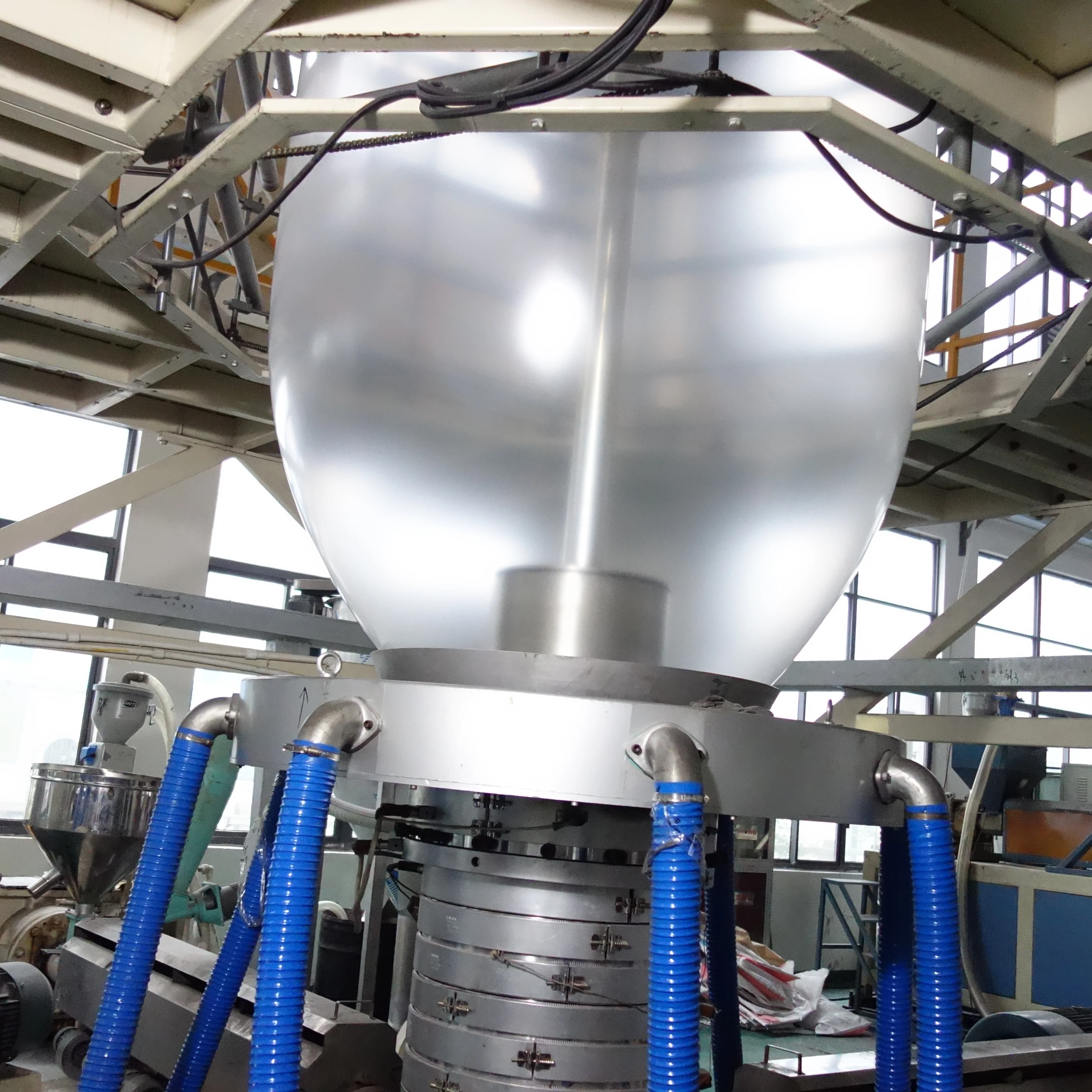 Excellent heat sealing ldpe shrink film wrap used in industrial machinery pe film