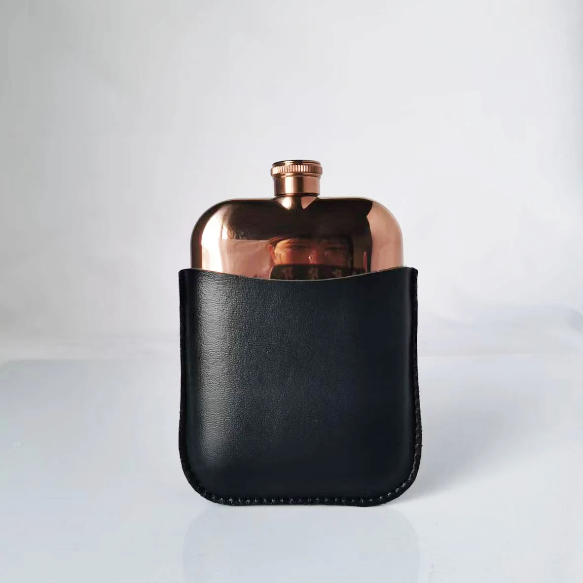 Wholesale 6oz Pewter Hip Flask With alcohol Brown Black Color Leather Pouch vodka whisky bottle hip flask leather bag