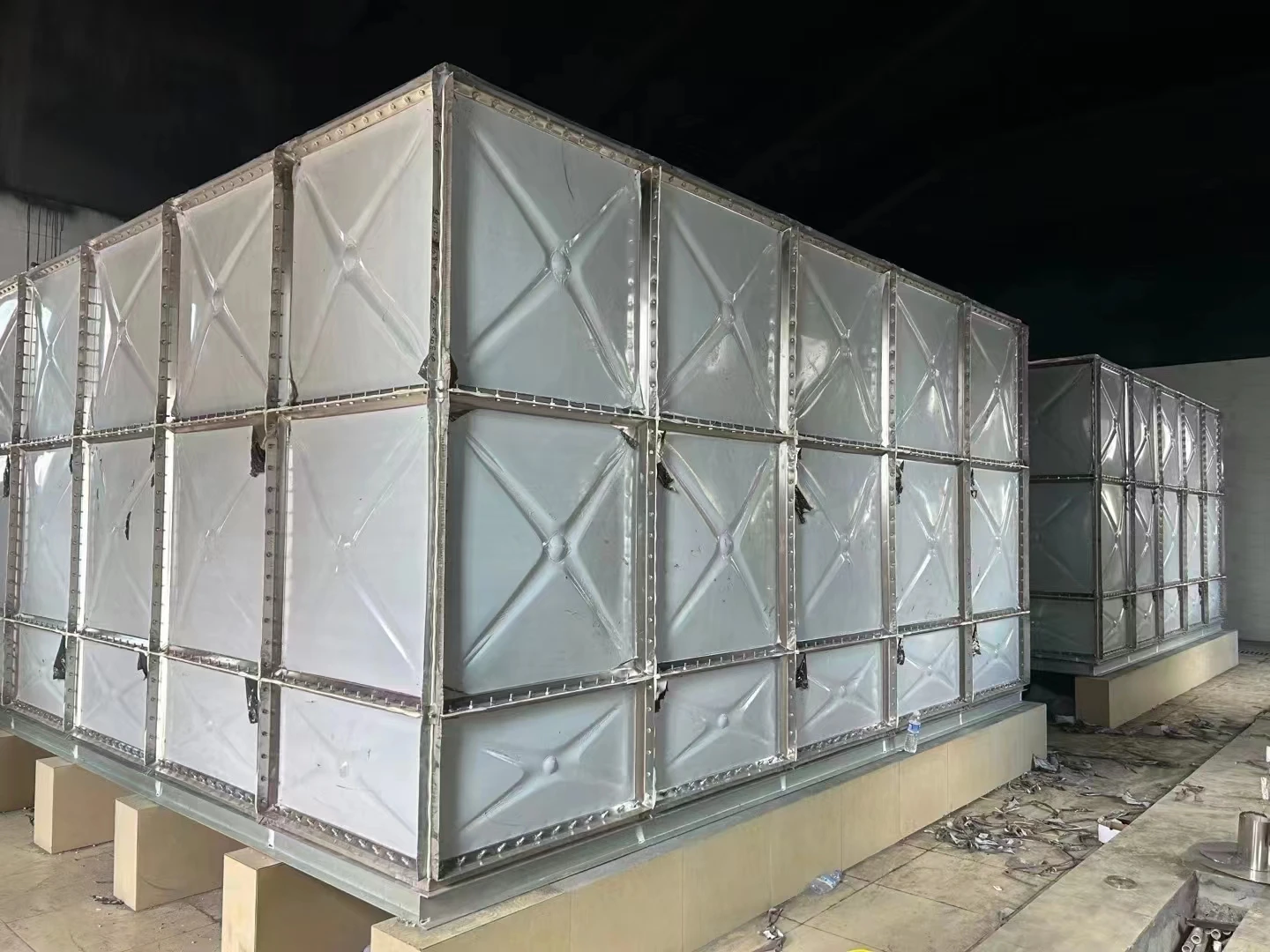 Flexible Panel Water Tank SS304 SS316 Food Grade Low Pricesolar Water Heater Stainless Steel Hot Water Tank Tank