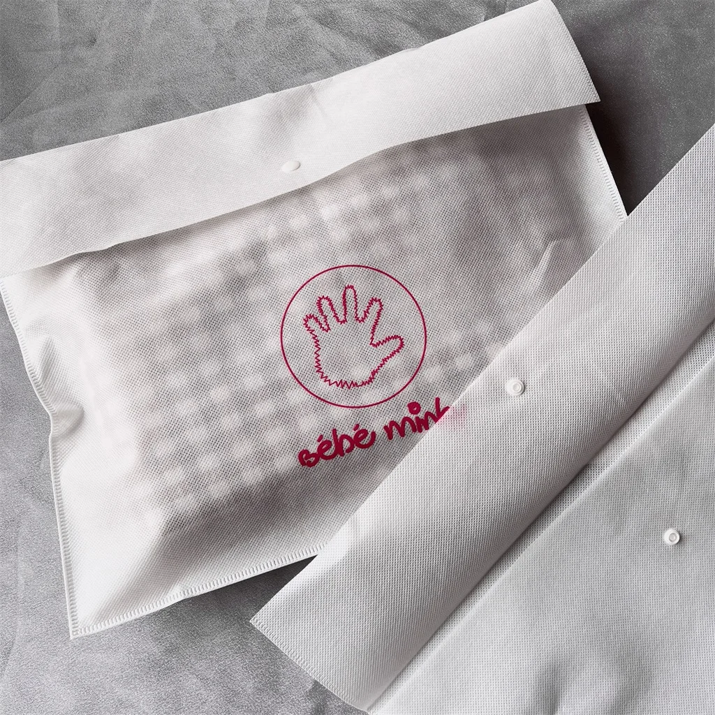 Custom Logo Printed Non-Woven Envelope Flap Clothing Packing Bag With Button Closure eco-friendly Envelope Dust Pouch