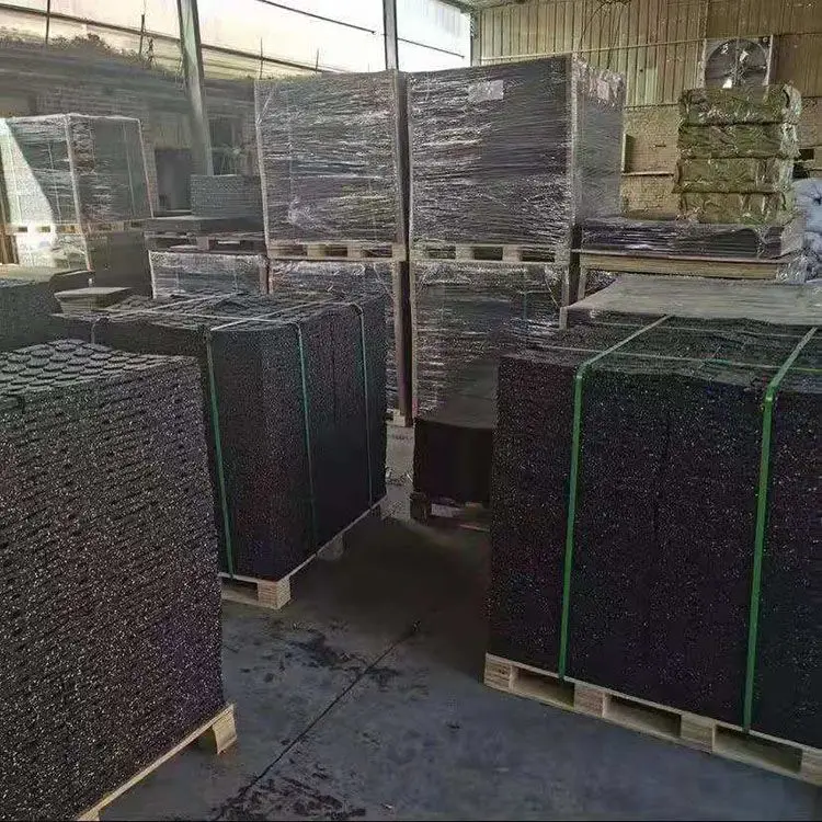 Hollow Rubber Mat Roll Colorful Rubber Floor Mat for Protective Flooring Flor Style Design