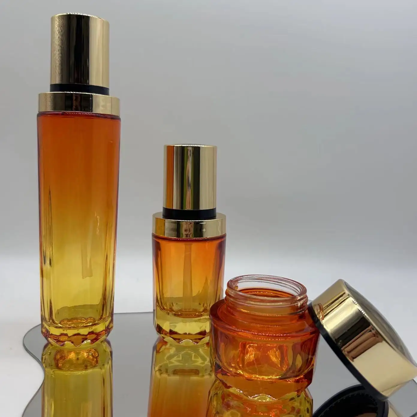 Прямые продажи с завода набор золотых бухт стеклянная бутылка можно использовать для жидкого тонального лосьона эссенция