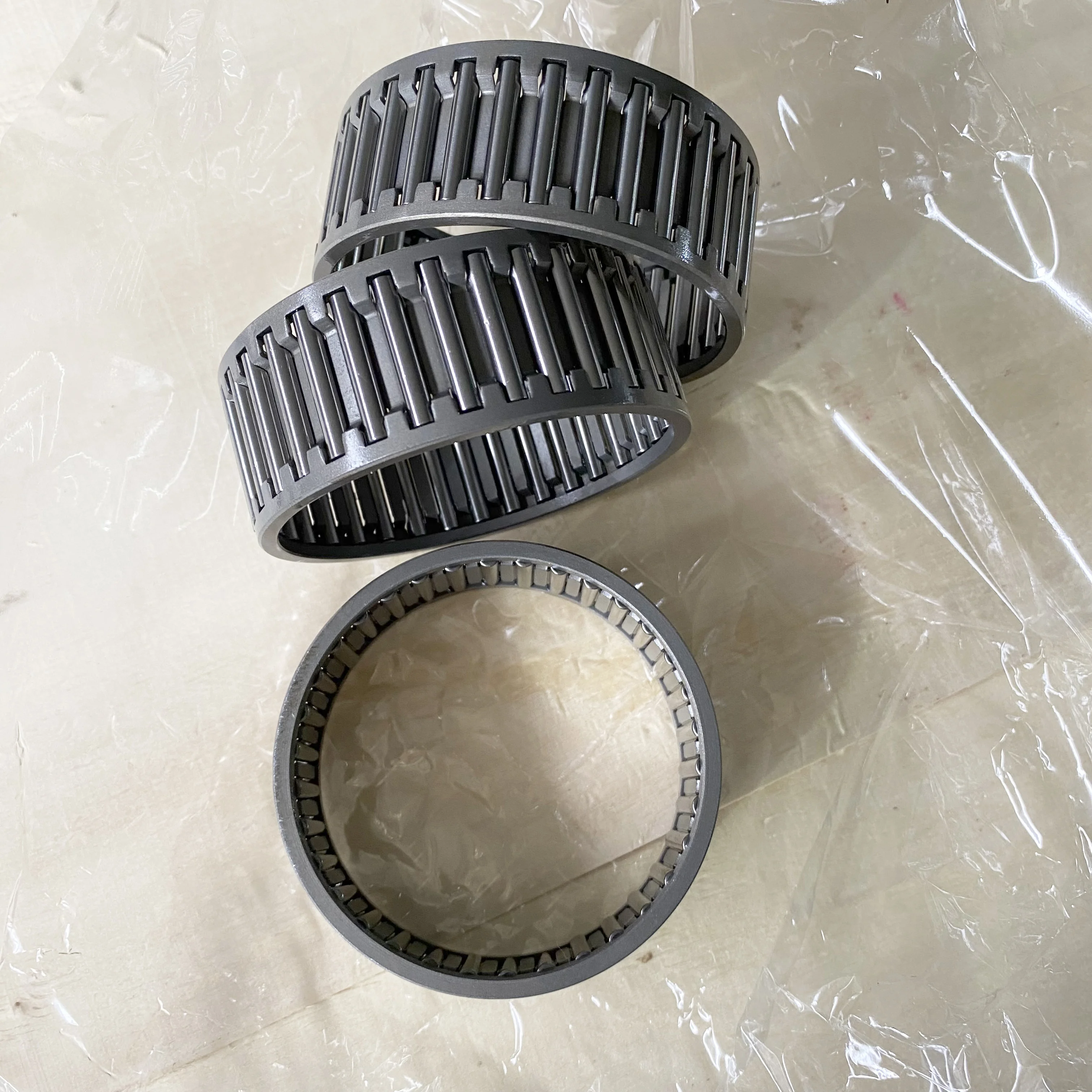 DST high precision needle roller bearing      NA6915      Metallurgical machinery bearings