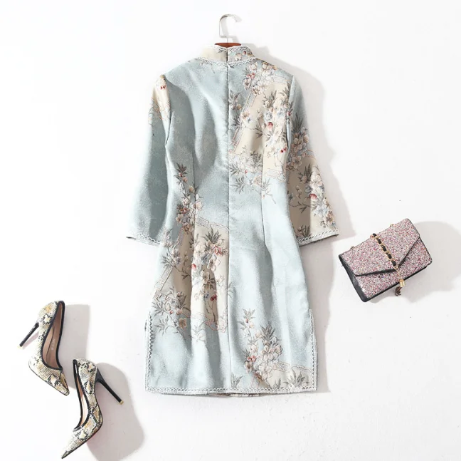 
High Quality Peach Blossom Embroidered Lace Cheongsam 