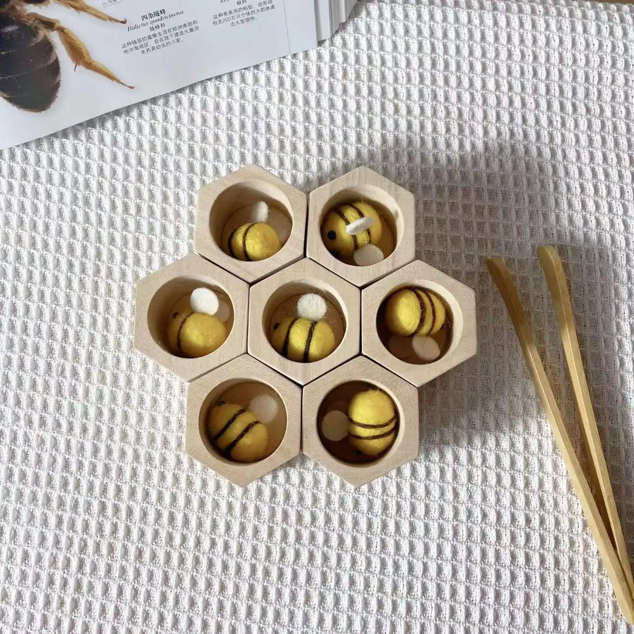 Wooden Honeycomb Bee Hive & Felt Bee Set Wood Beehives Sorting Game Montessori Toys
