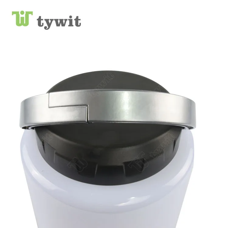 
Portable IPx4 Camping Rechargeable Back Yard Lantern Hybrid 