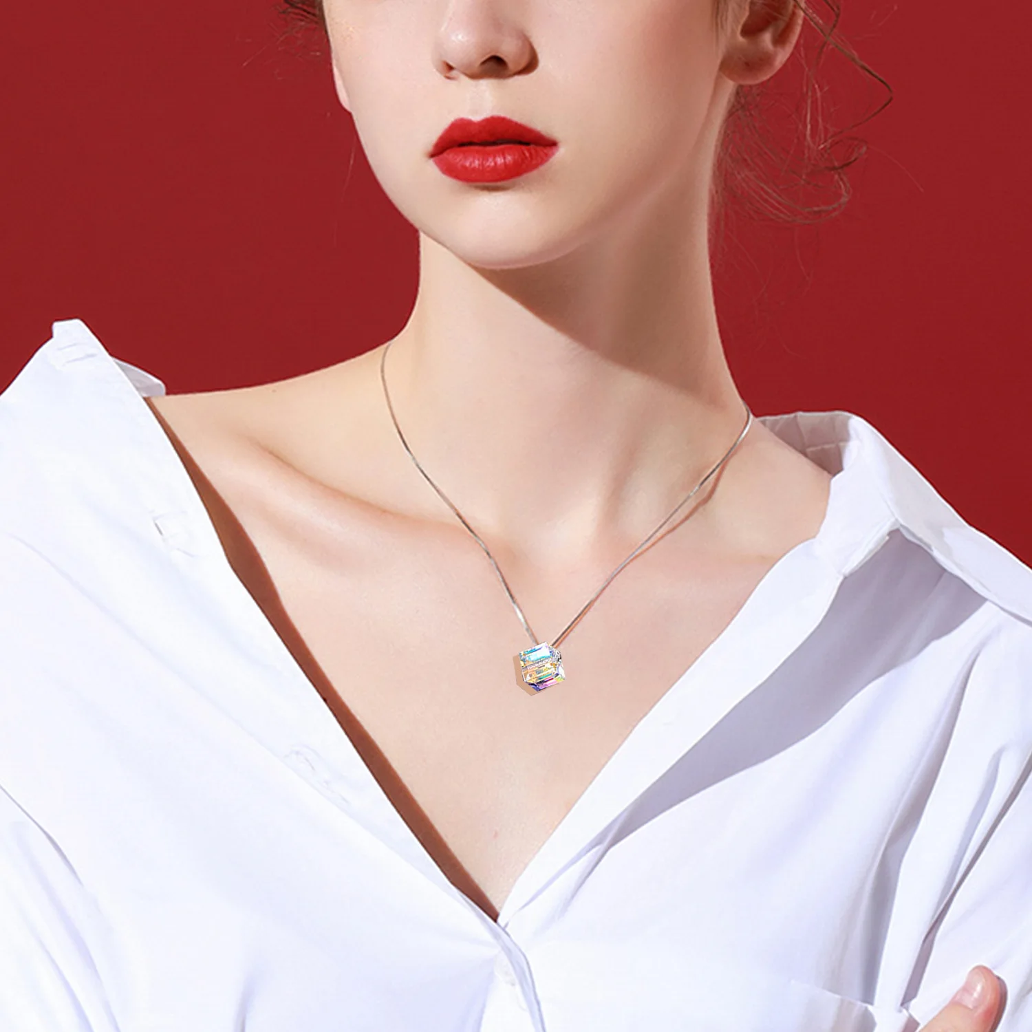 R.GEM. Allergy Free Simple Jewelry Platinum Plating S925 Silver Choker Necklace Cubic Crystals Pendant Necklace for Women