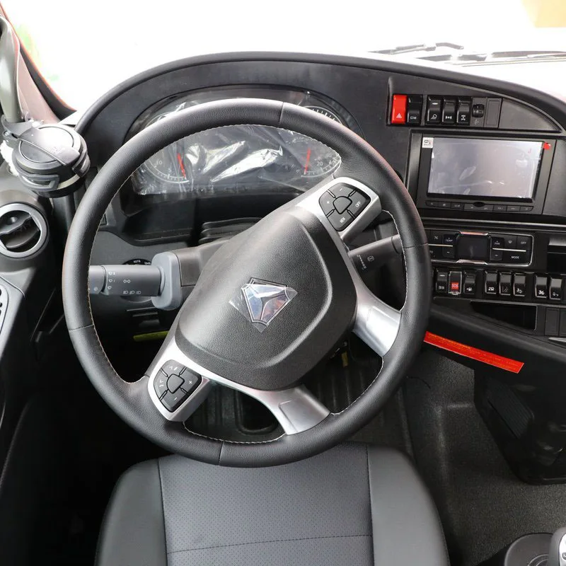 Factory Direct Sales Sinotruk Sitrak  C7H 6X4 Tractor Truck For Transportation