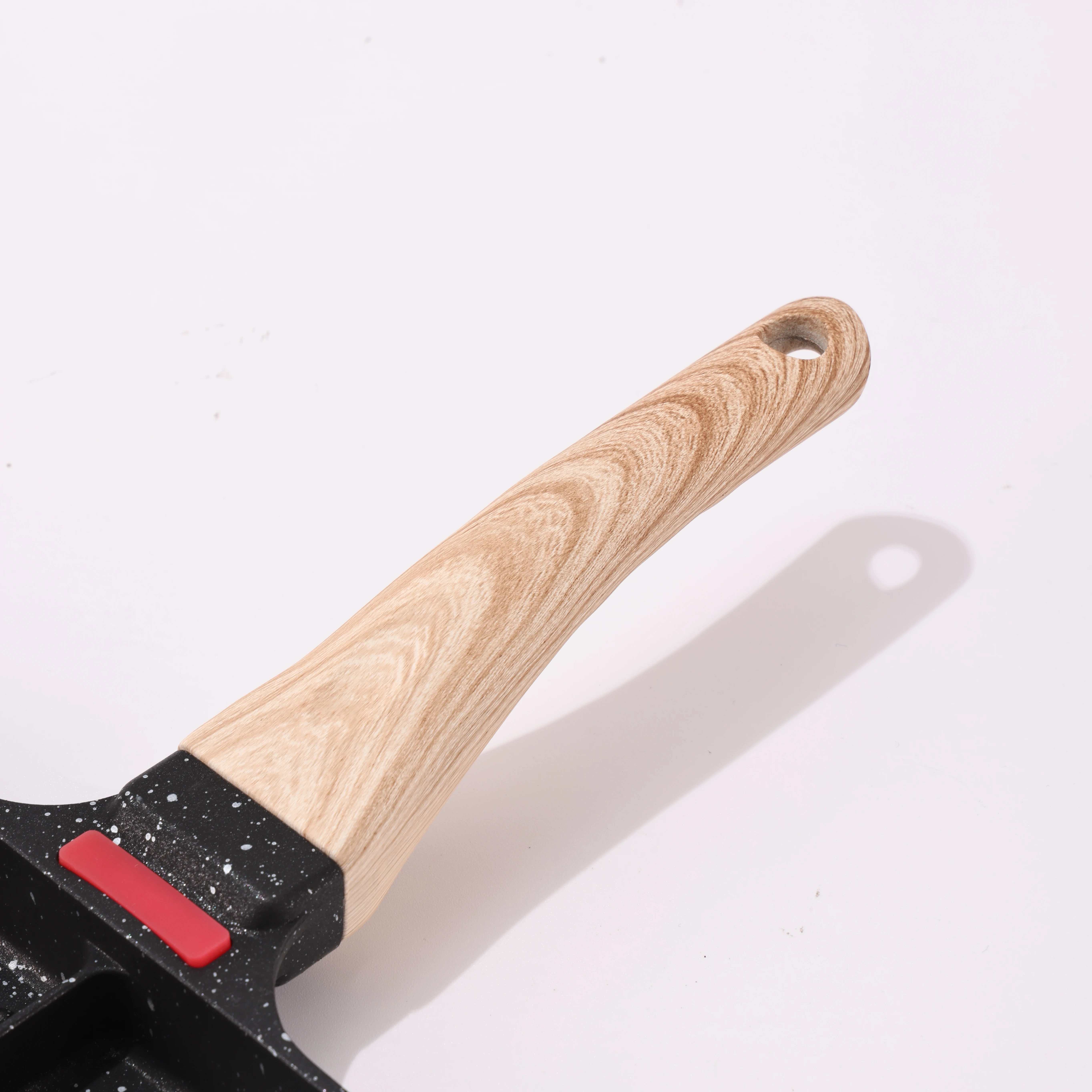 Factory Sale Aluminum Alloy Multipurpose Skillet Striped Bottom Strong Heat Storage Frying Pan