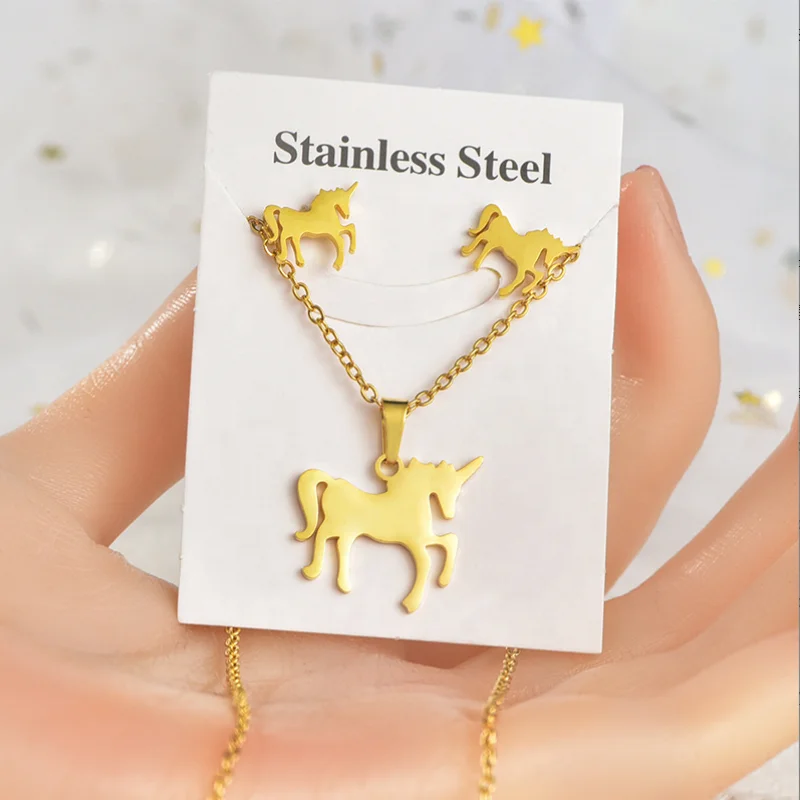 Simple Cut Stainless Steel Horse Pendant Custom PVD  Plated 18k Gold Cute Animal Insect Pendant Necklace Earrings Fashion Set