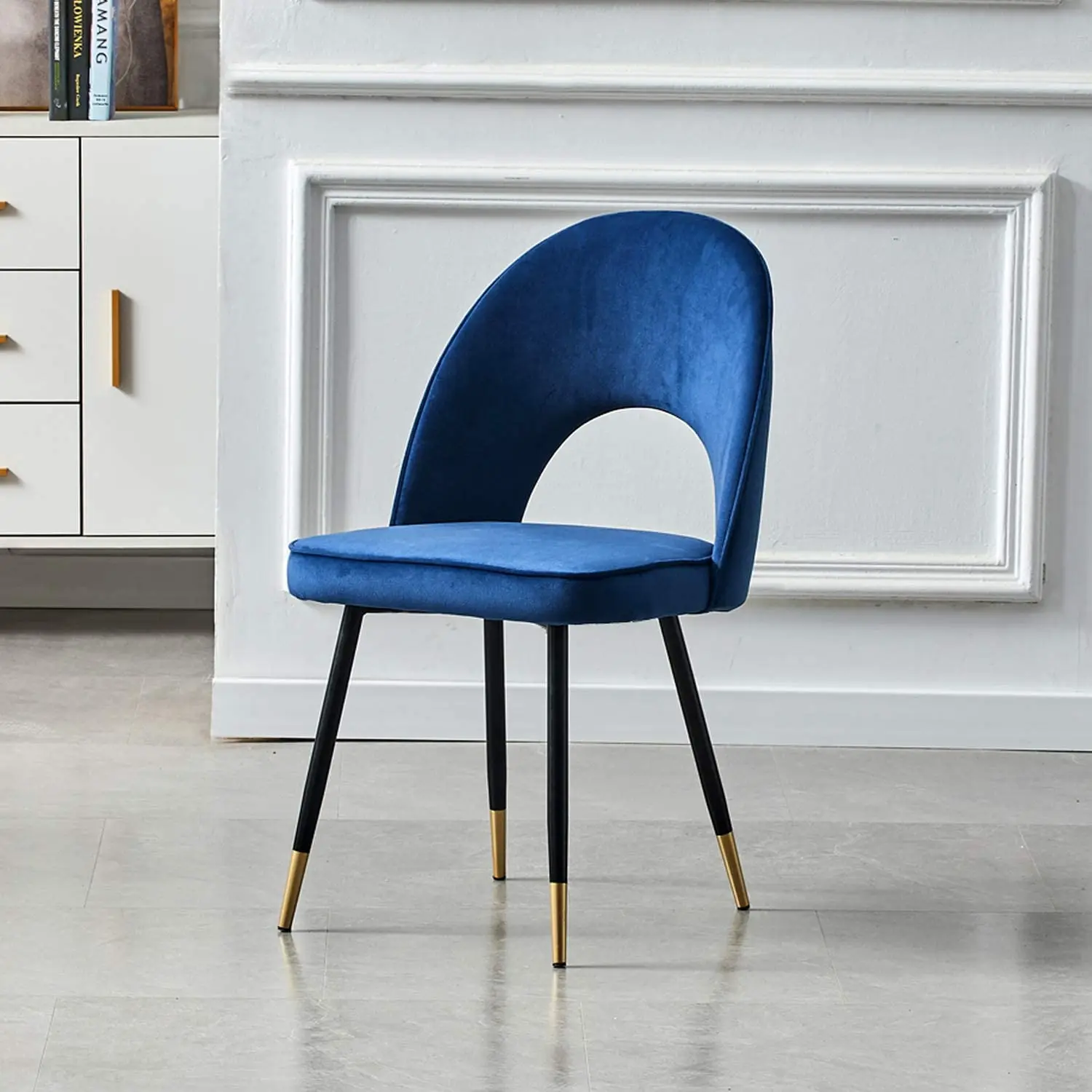 Home Furniture Upholstered Seat Velvet dining chair with Black Metal Legs