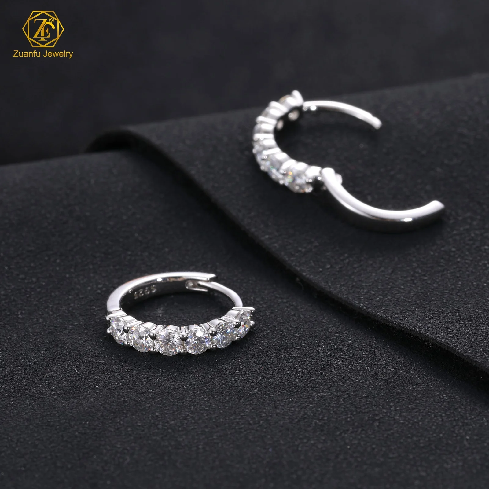 Pass Diamond Tester 18K Gold 925 Sterling Silver Hoop Earrings VVS Moissanite Diamond Ear Cuff Huggie Moissanite Earrings Women