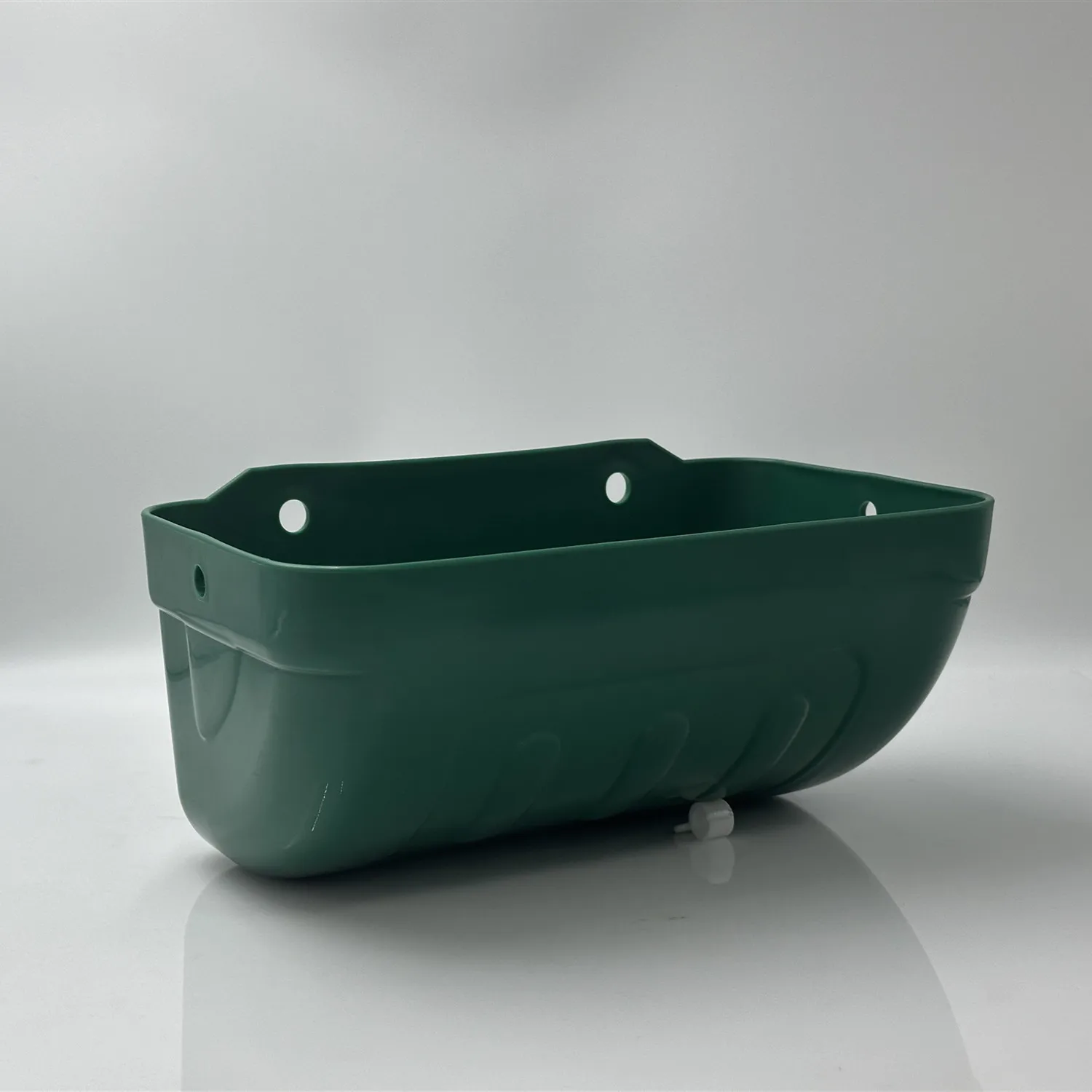 Plastic Poultry Animal Sheep Goat Feeder Goat Feed Trough With Clips