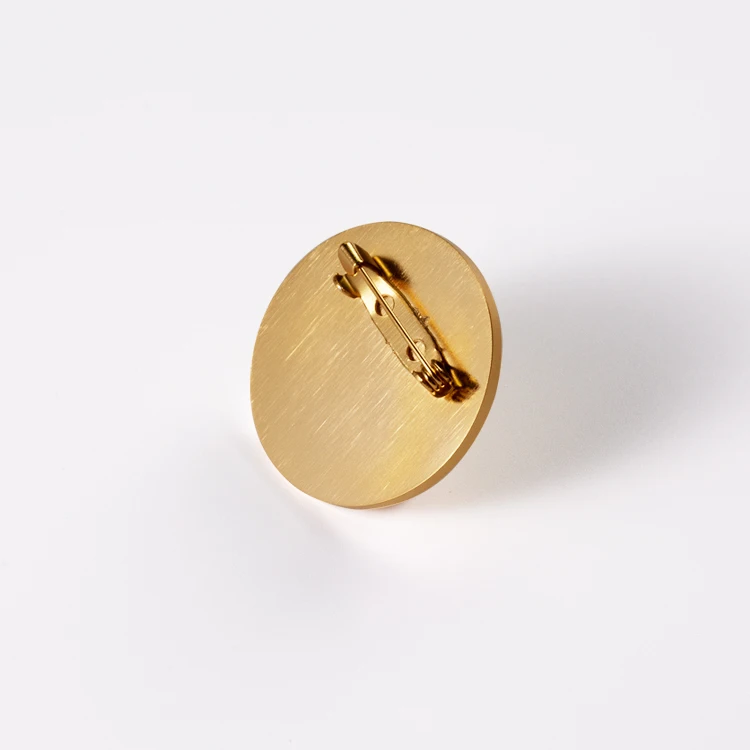 
Customized high-end gas gold-plated metal exquisite maker fashion handsome round nurse aviation name tag button pin badge 