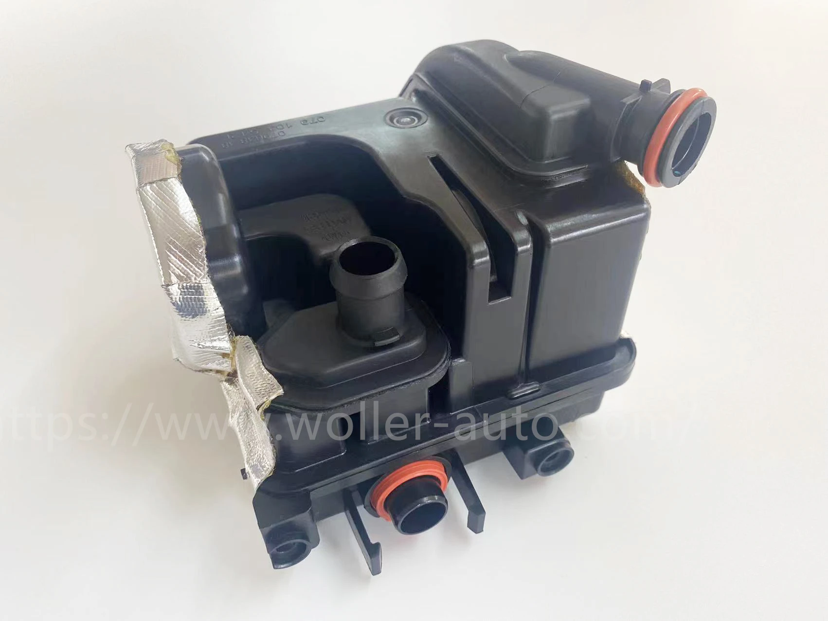 For Audi A8 A8L 3.0L Quattro S6 S7 S8 CZSE DDVC D4 Engine Oil Separator 079 103 542 E 079103542E