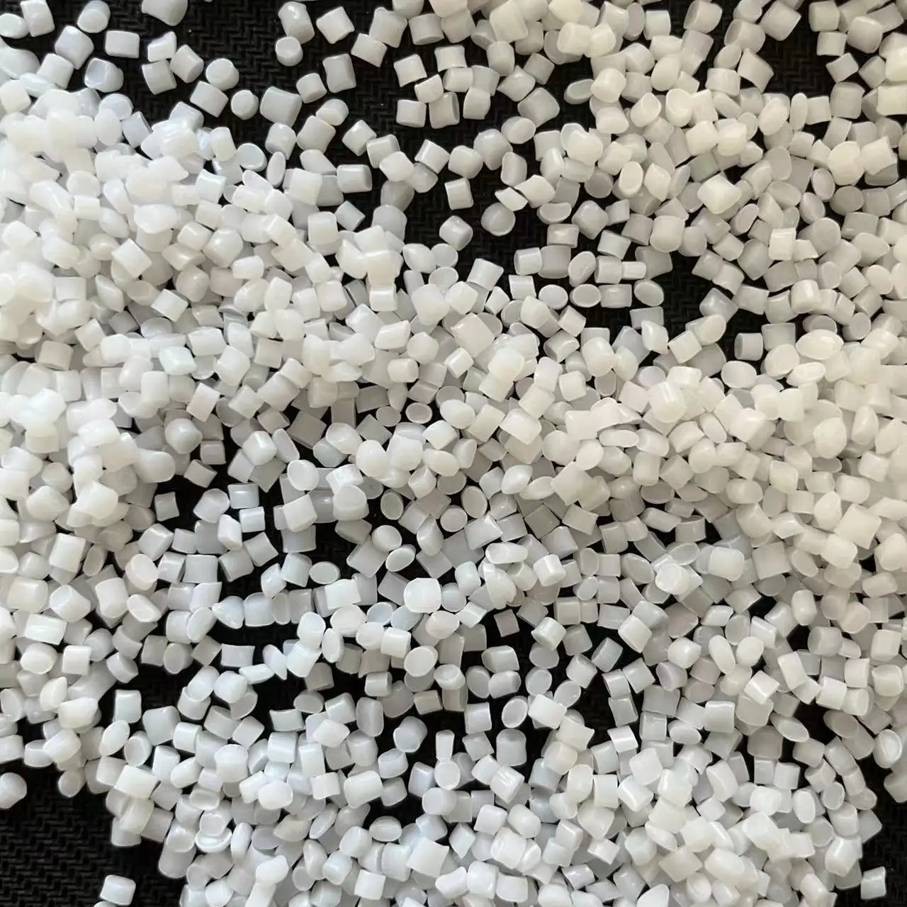 Полистирол бедра пластиковое сырье гранулы бедра гранулы hp825 с лучшим качеством