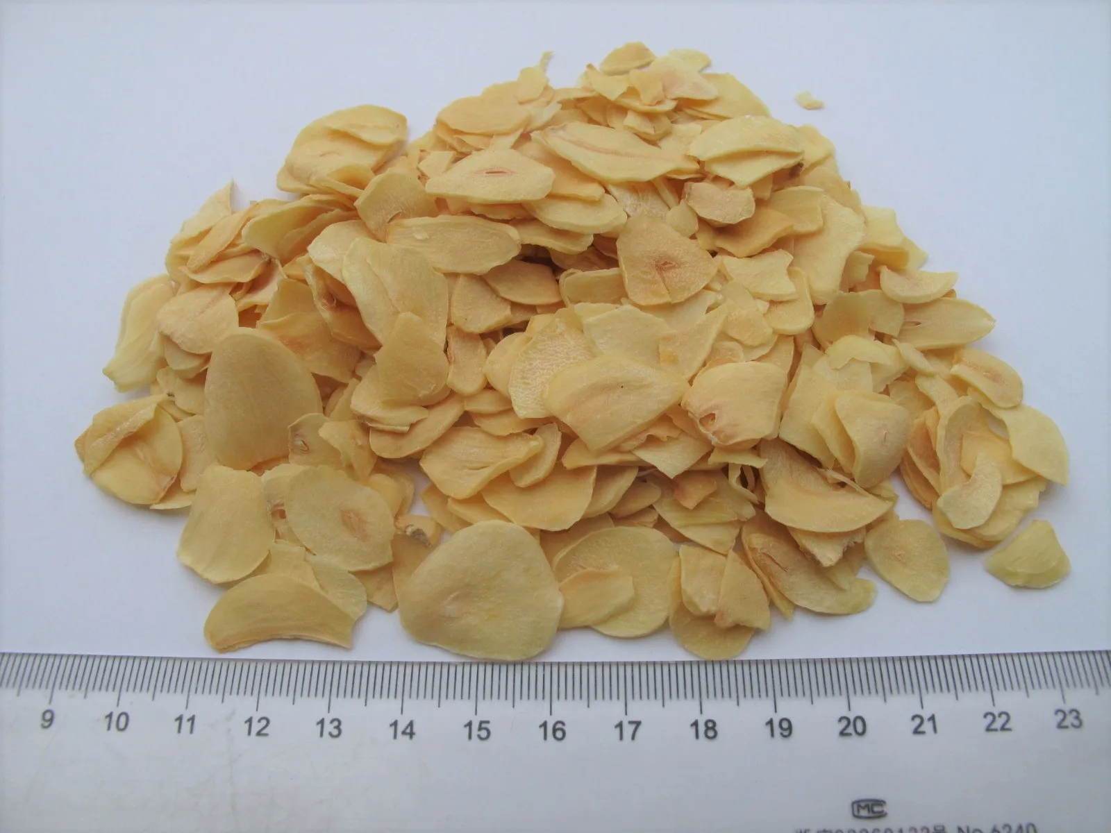 Cheap low price garlic dried dehydrated garlic for extract bulk garlic for sale