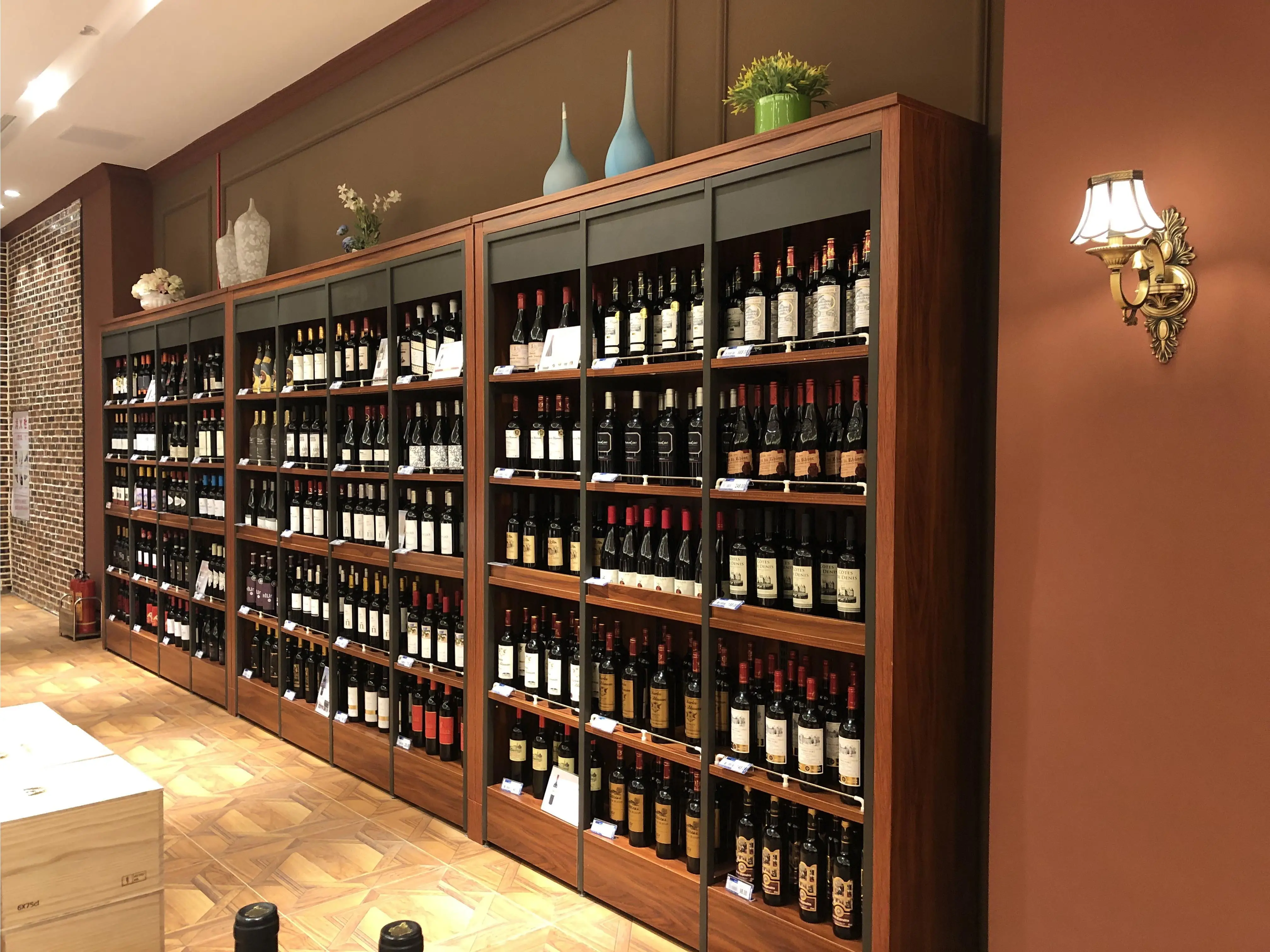 Fashion Wooden Display Shelf Wine Racks Wooden and Steel Rack Boutique Supermarket Shelf retail shelves