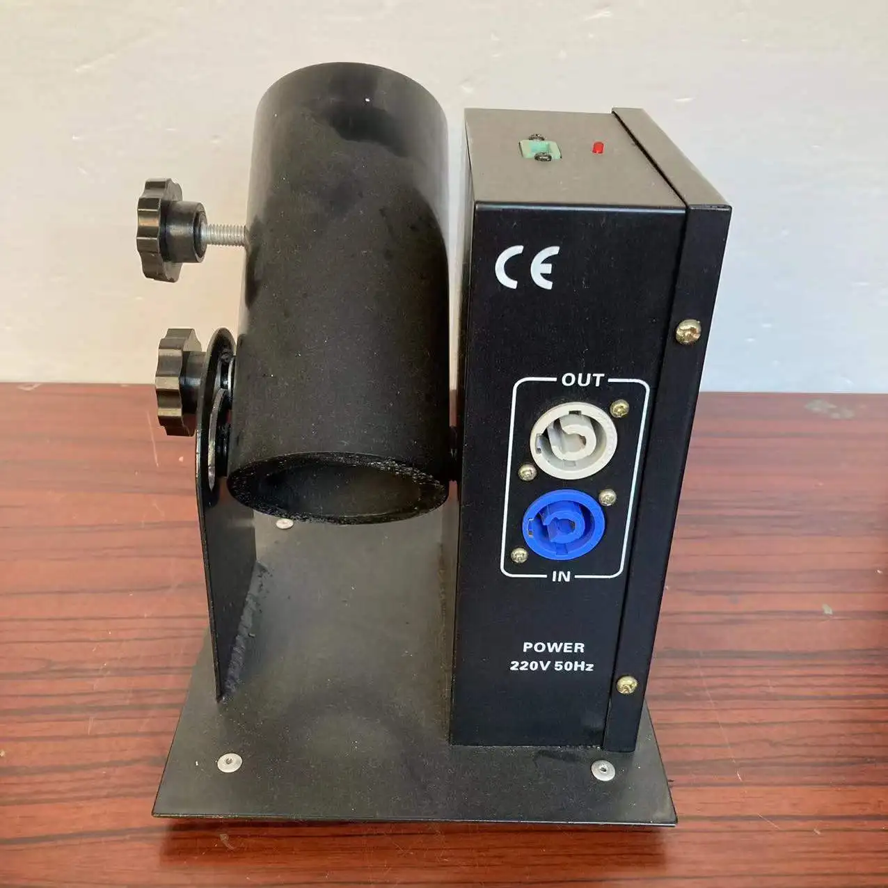 Cannon Co2 Fabriquer Des Confetti Paper Electric Blaster Launcher Stage Streamer Rainbow Confetti Machine for wedding decoration