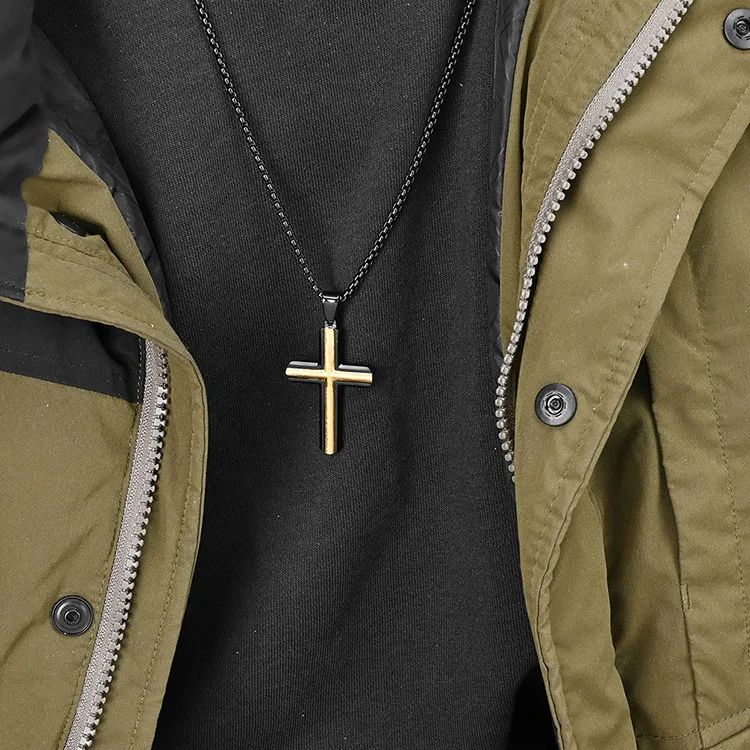 Custom Wholesale Men Black Gold Plated Stainless Steel Italian Jewelry Personalized Religions Cross Pendant Necklace
