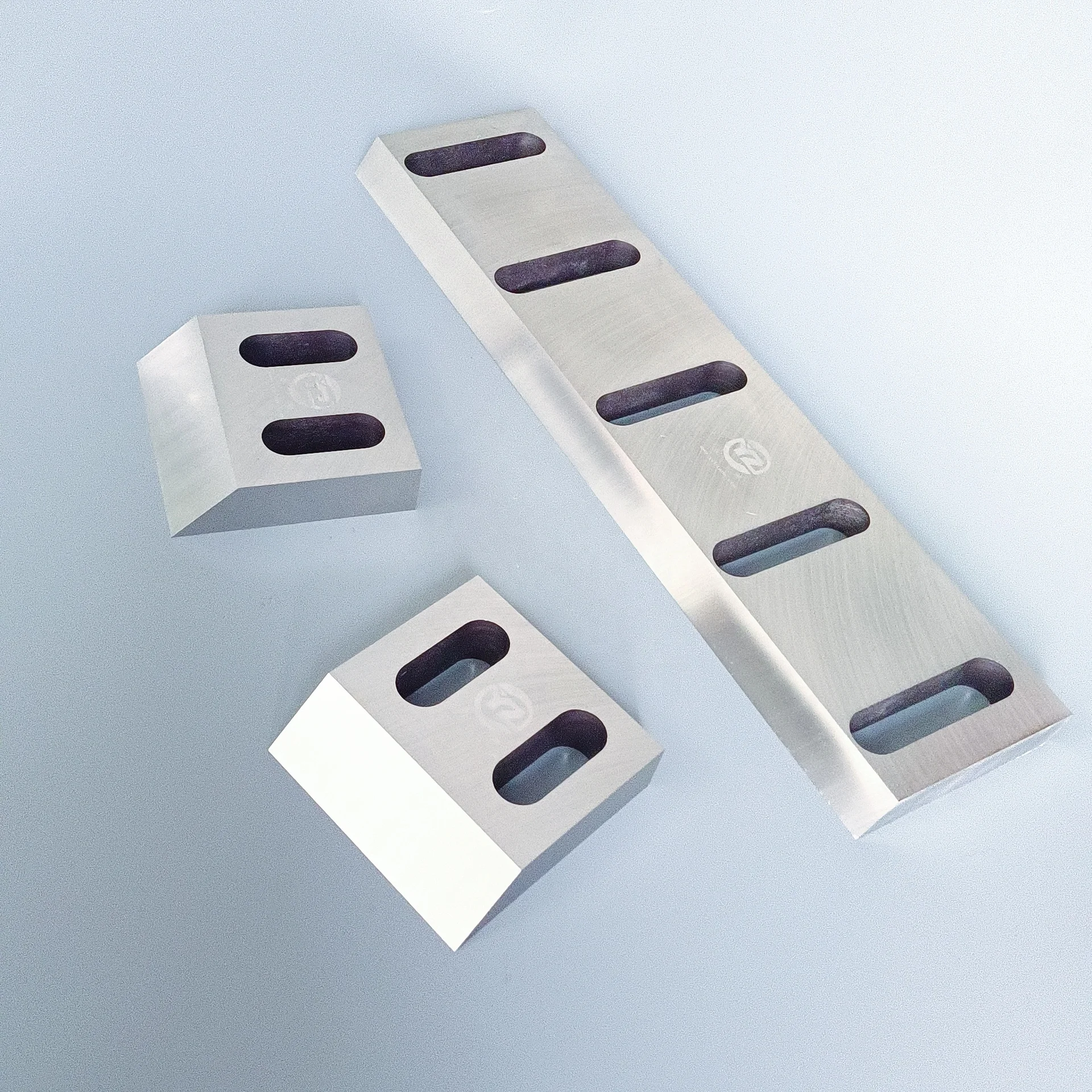 New Listing Long Form High Precision Tool Steel Shredder Blade surface treatment