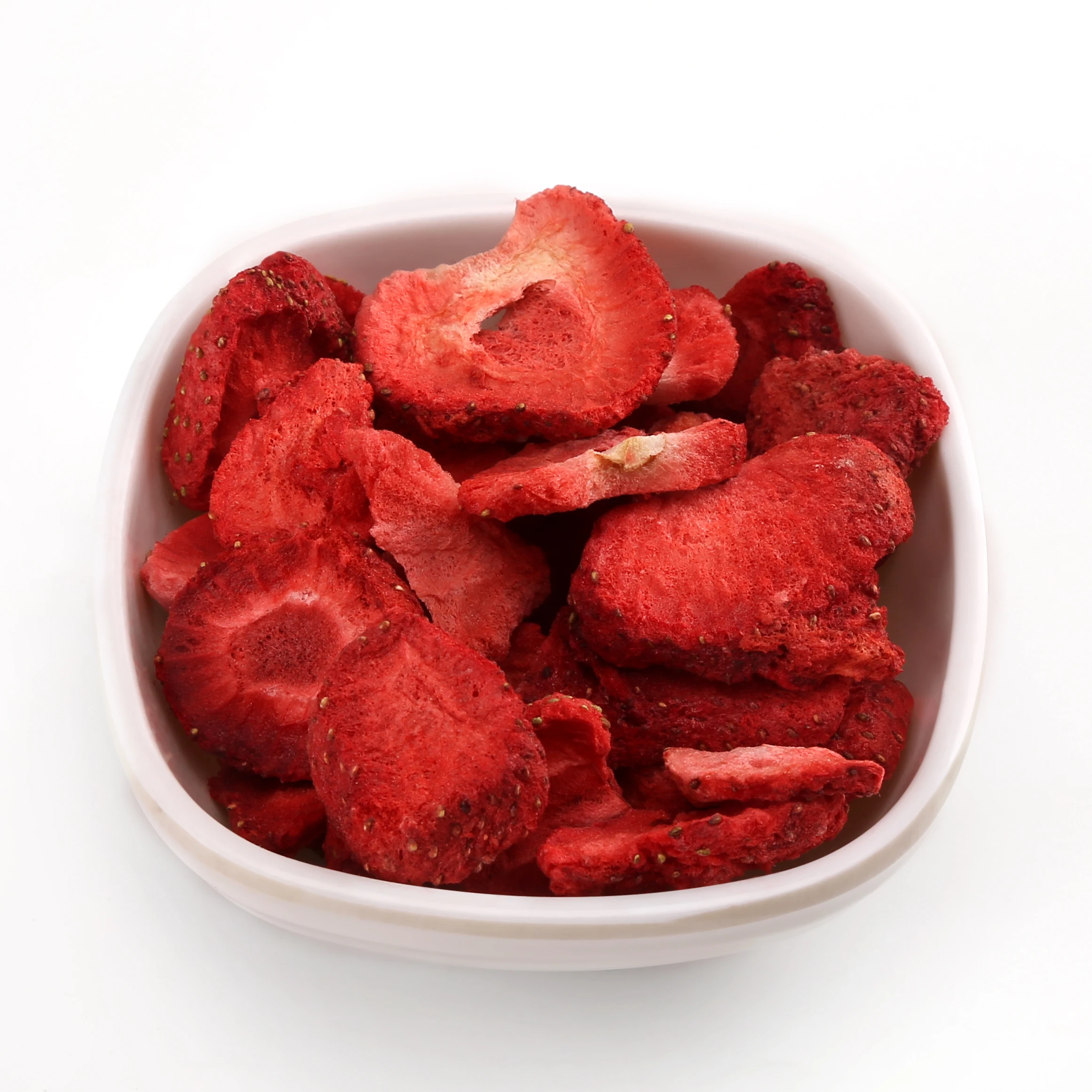 Lujia kosher manufacturer top quality crispy dehydrated fd freeze-dried chips dice powder freeze dried strawberry slices